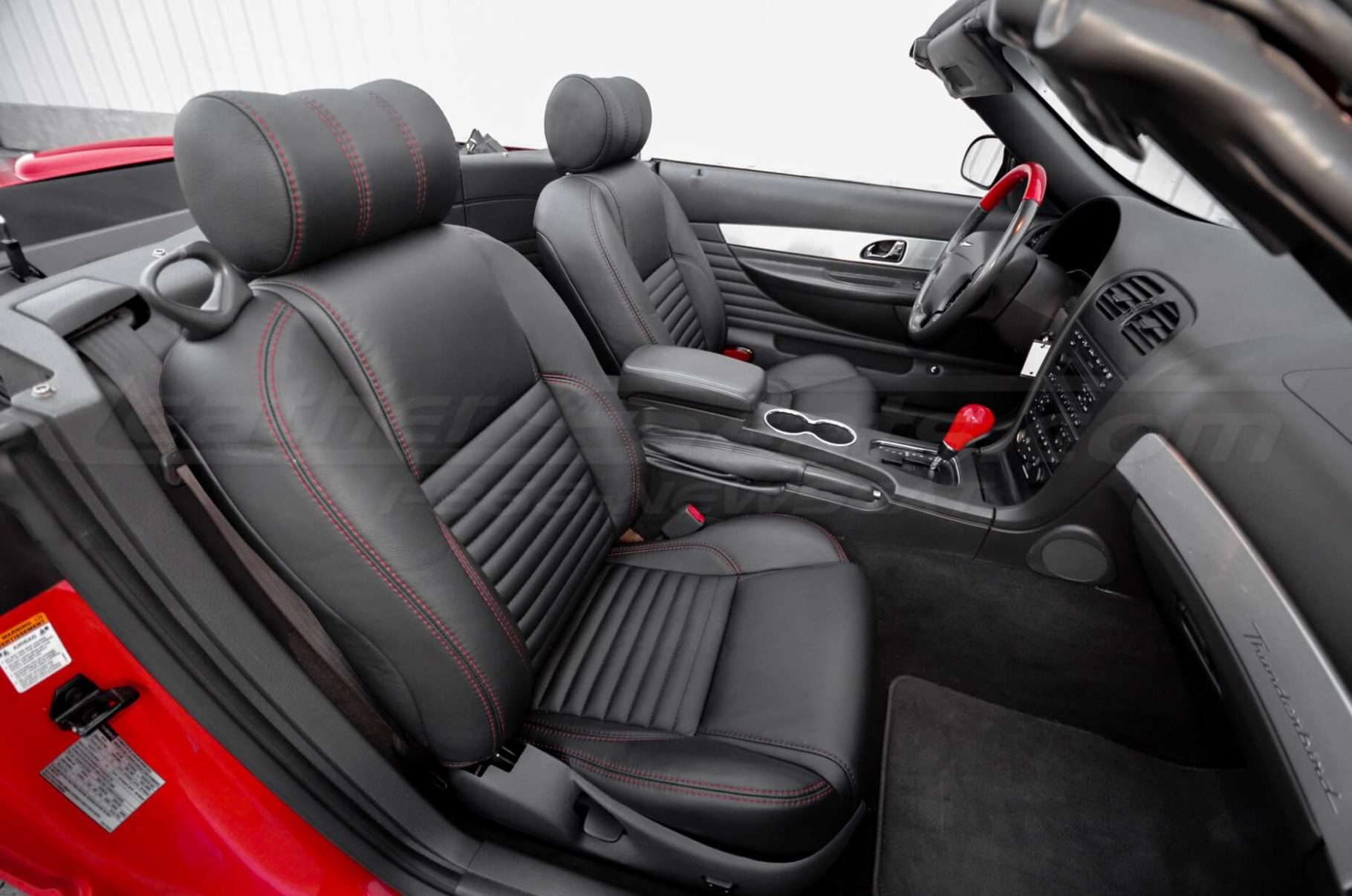 Alternative view of front passenger installed leather seat