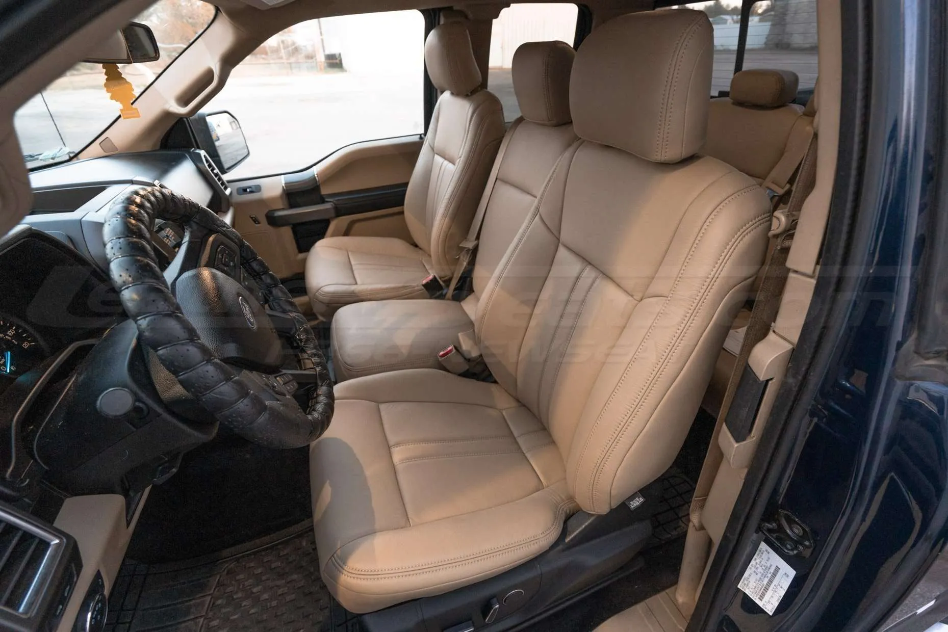Ford F-150 Leather seats with raised jump seat - Front driver's side