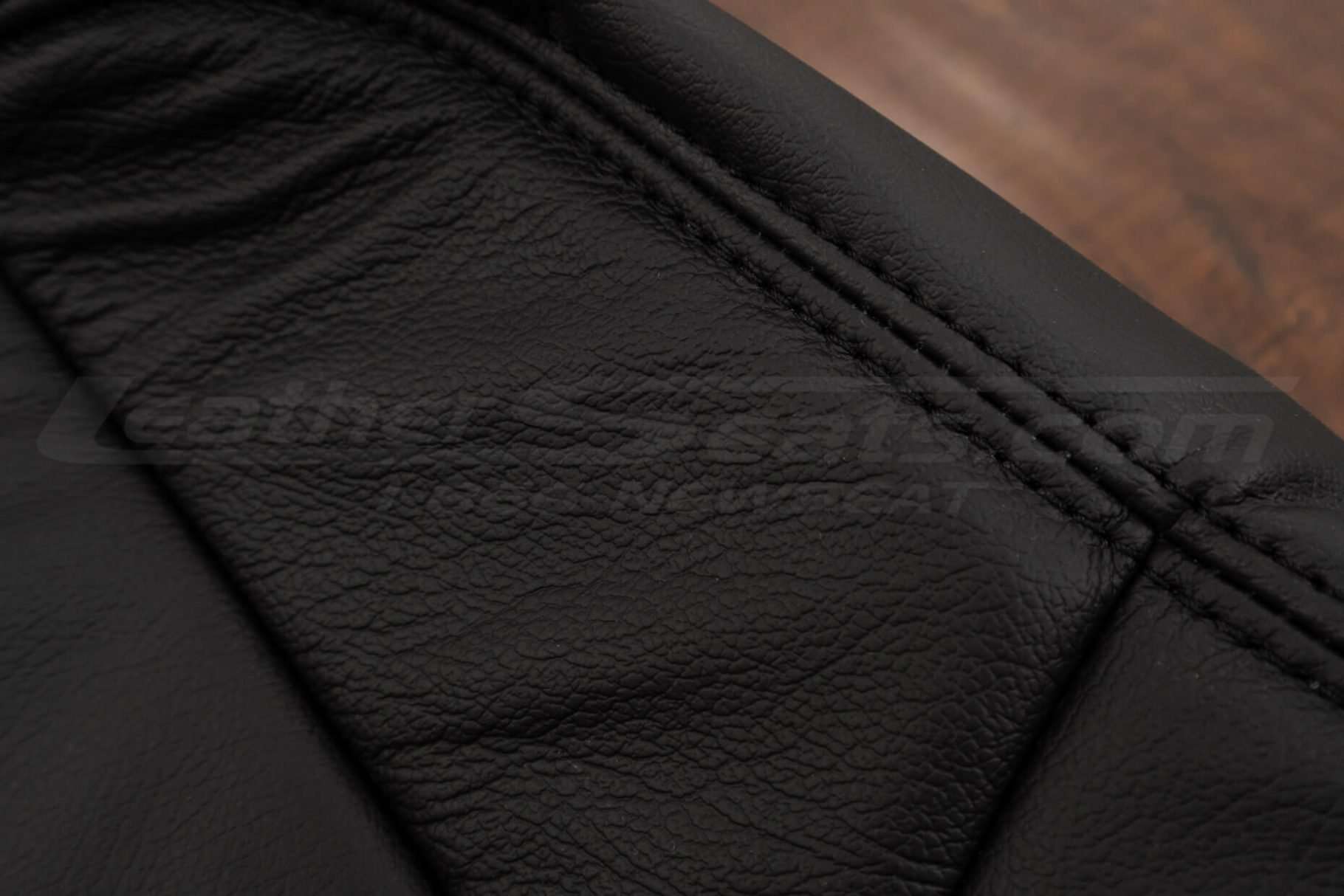 Matching double-stitching in Black