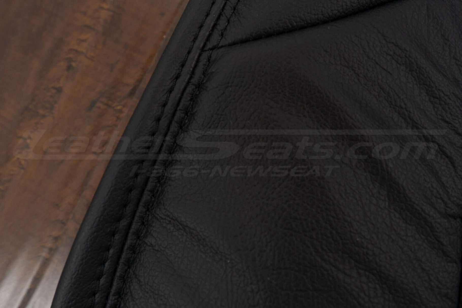 Matching double-stitching in Black