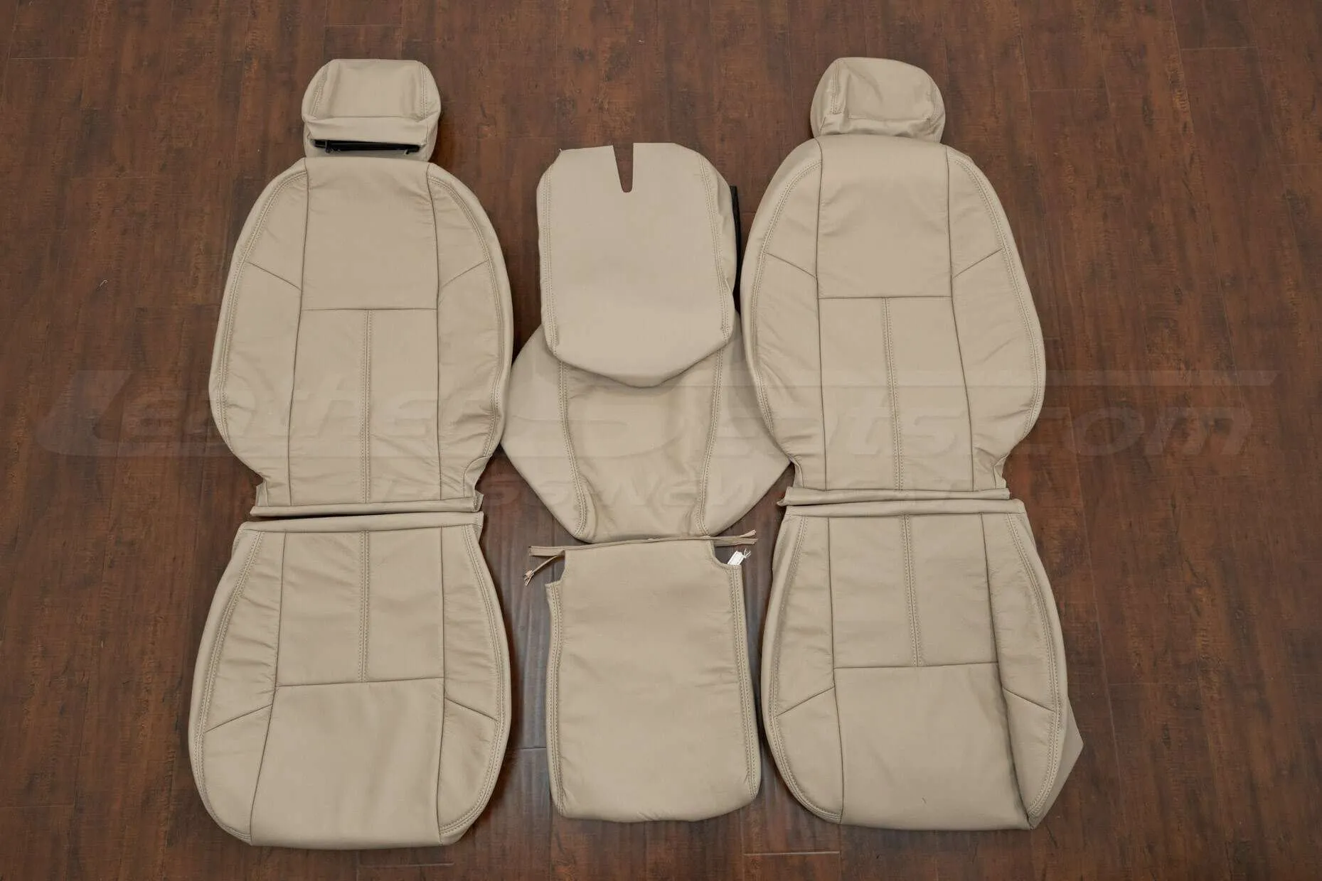 Chevrolet Silverado Leather Seat Kit - Sandstone Front seat upholstery 40/20/40