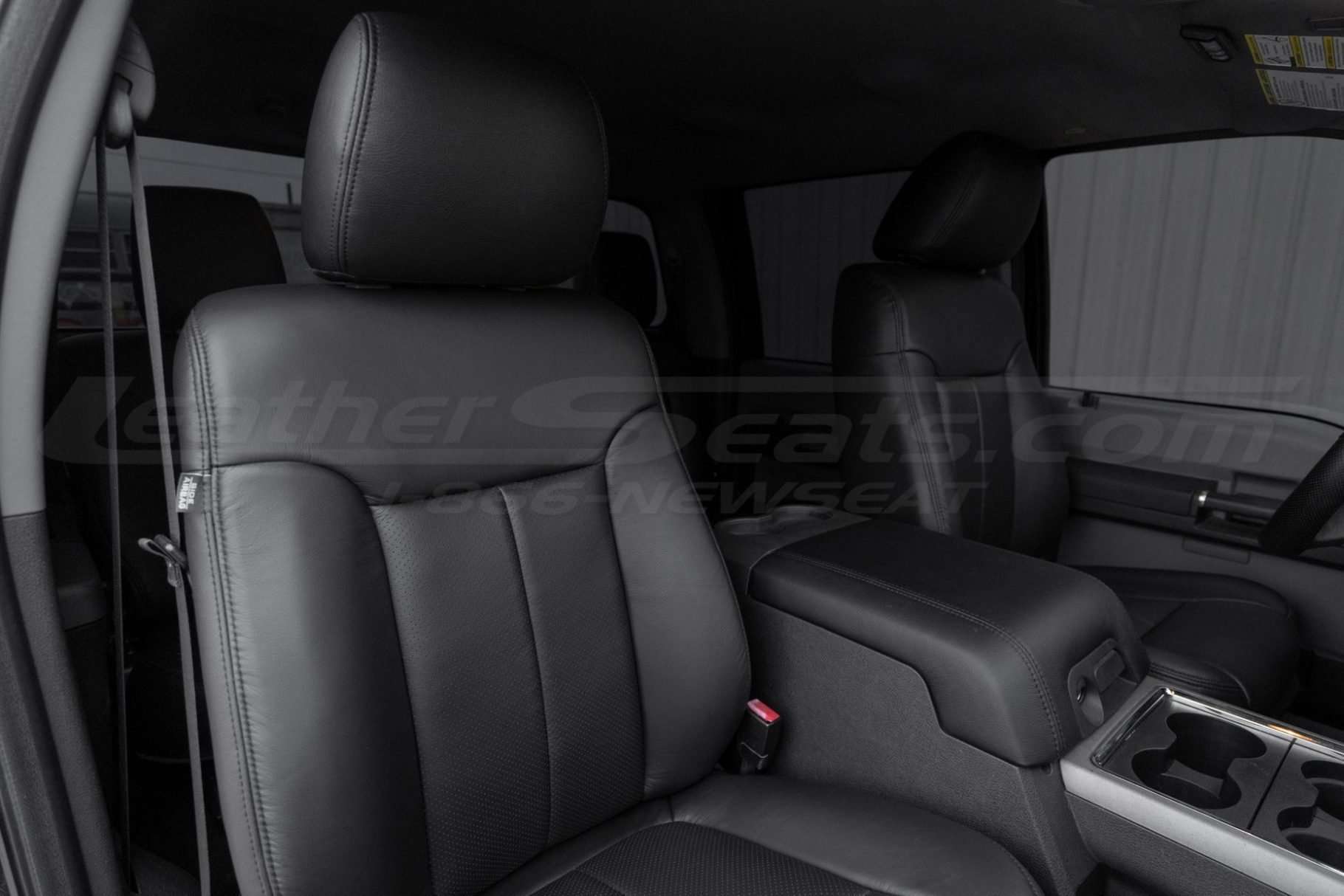 Front backrest and headrest section of front passenger seat