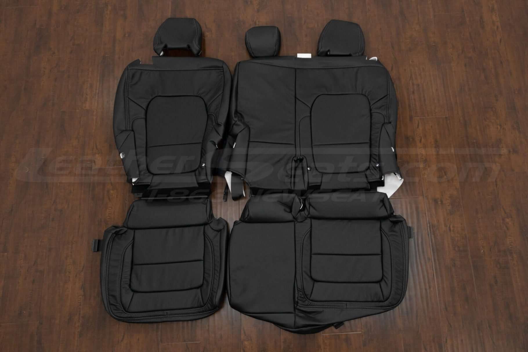 Rear leather seats in Black for Ford Bronco Big Bend