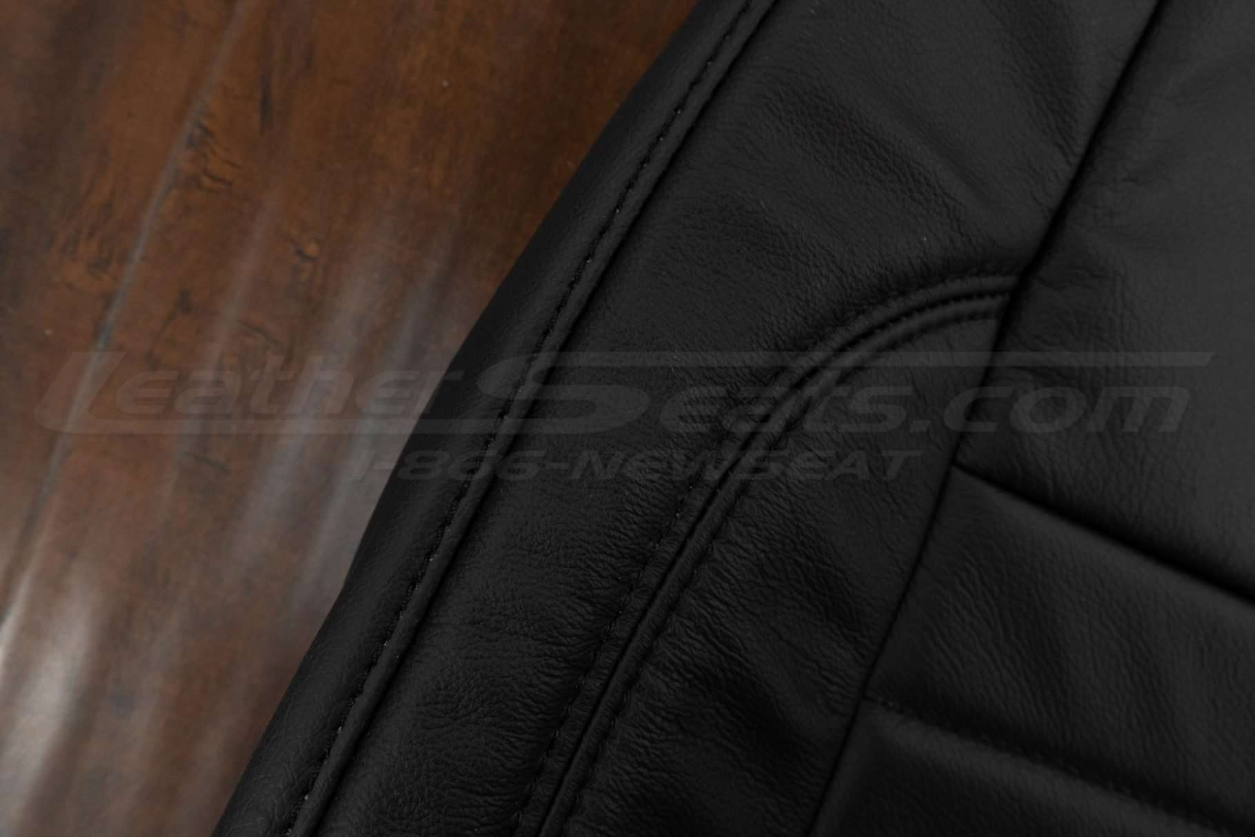 Matching top-stitching in Black