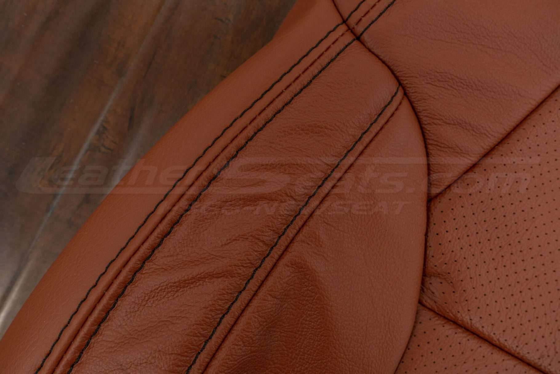 Black double-stitching on Mitt Brown leather