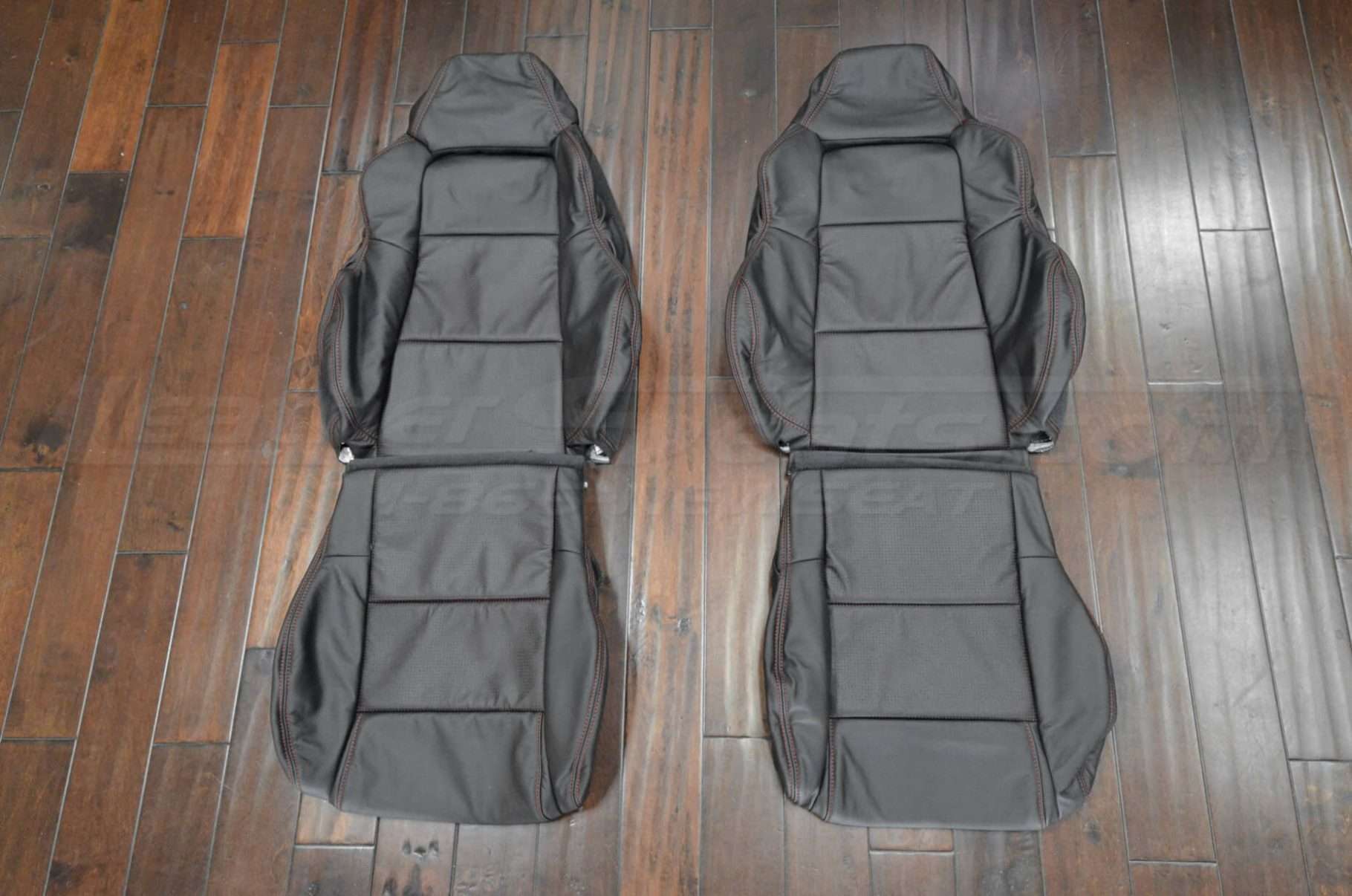 Dodge viper Leather Seat Interior Kit - Black/Piazza Red - Front seat upholstery