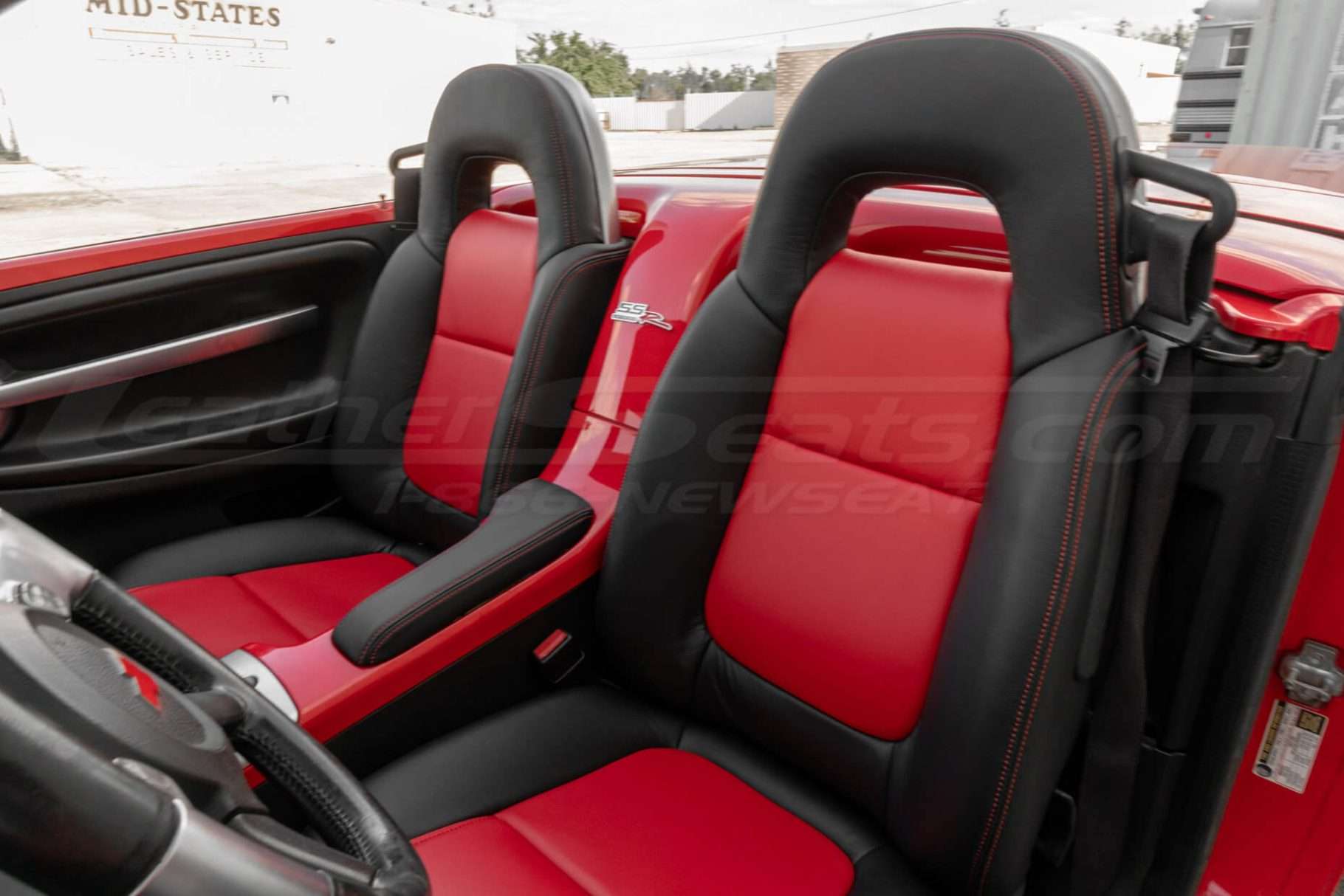 Black and bright Red leather backrest sections