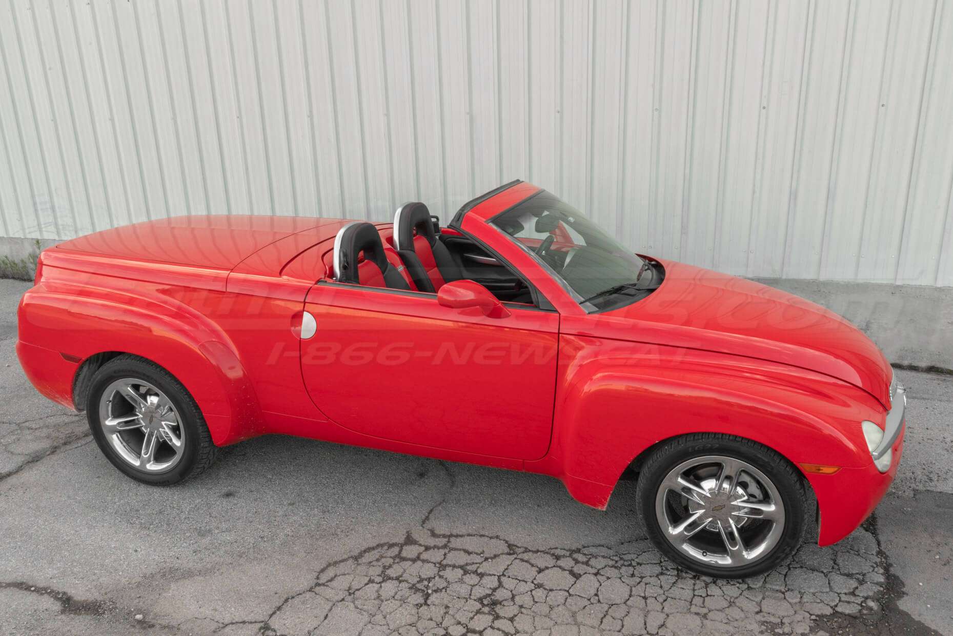 Chevrolet SSR Exterior with installed leather seats