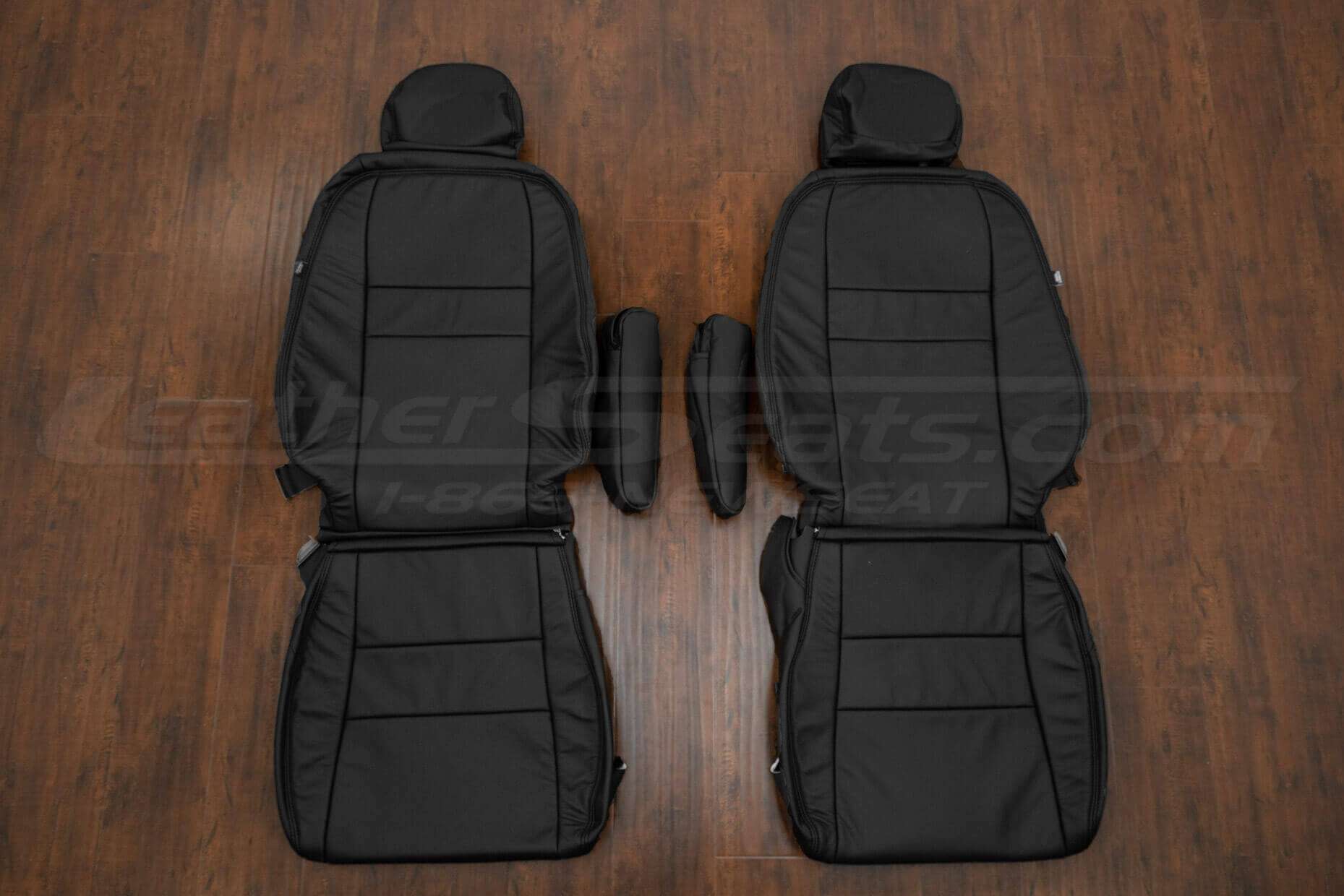 2010-2011 Honda CR-V Leather Seat Interior Kit - Black - Front seat upholstery w/ Armrests
