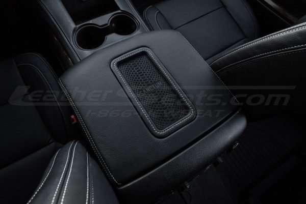 Sanctum-Charging-GM-Drop-In-Unit-_006 Close up of leather wireless charging center console
