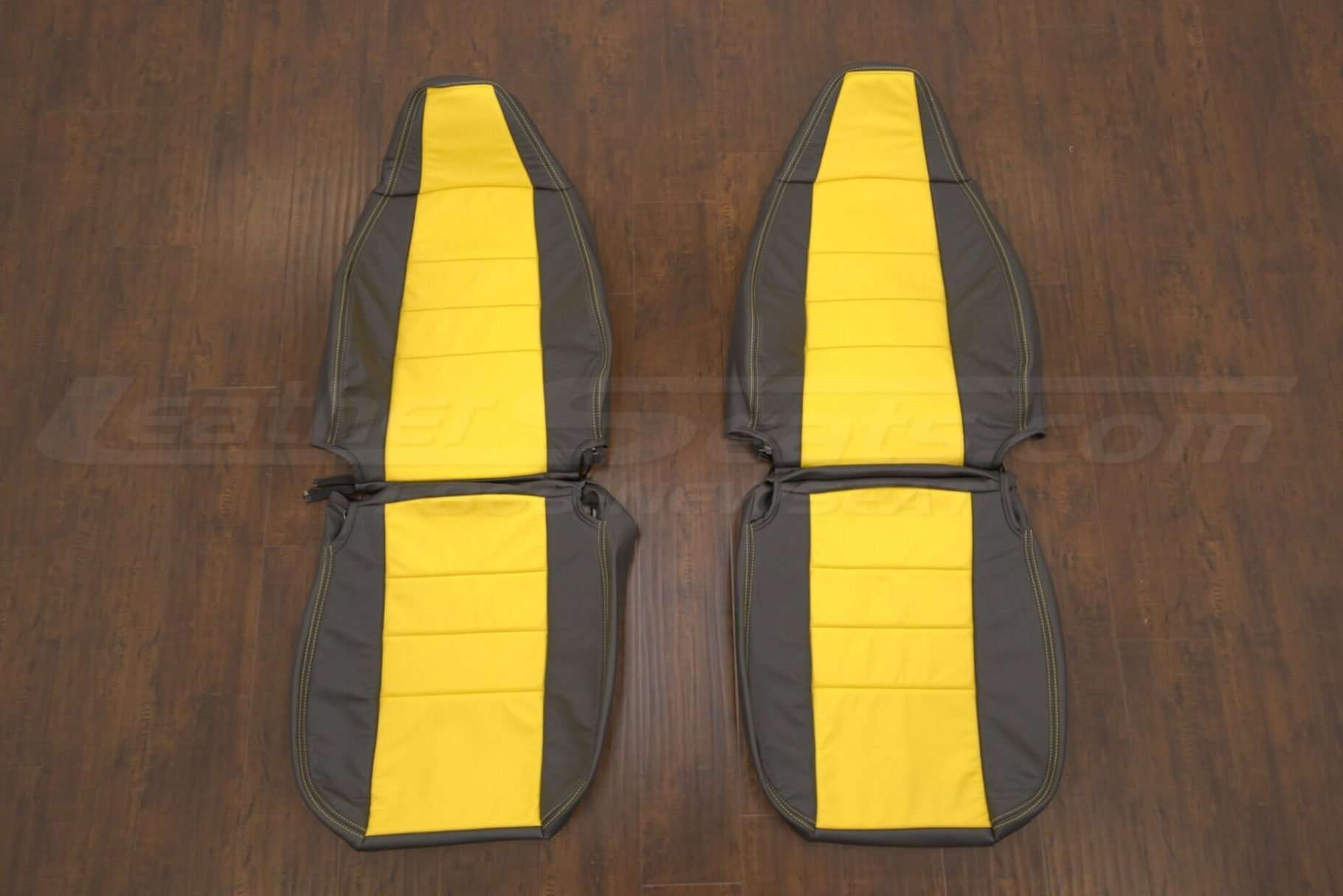 Jeep Wrangler TJ Leather Seat Interior Kit - Dark Graphite/Velocity Yellow - Front seat upholsterym
