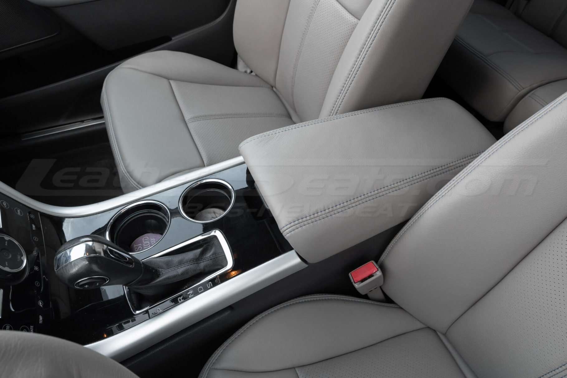 Ford Edge LEather Console Cover in Puddy with Royal Blue stithing
