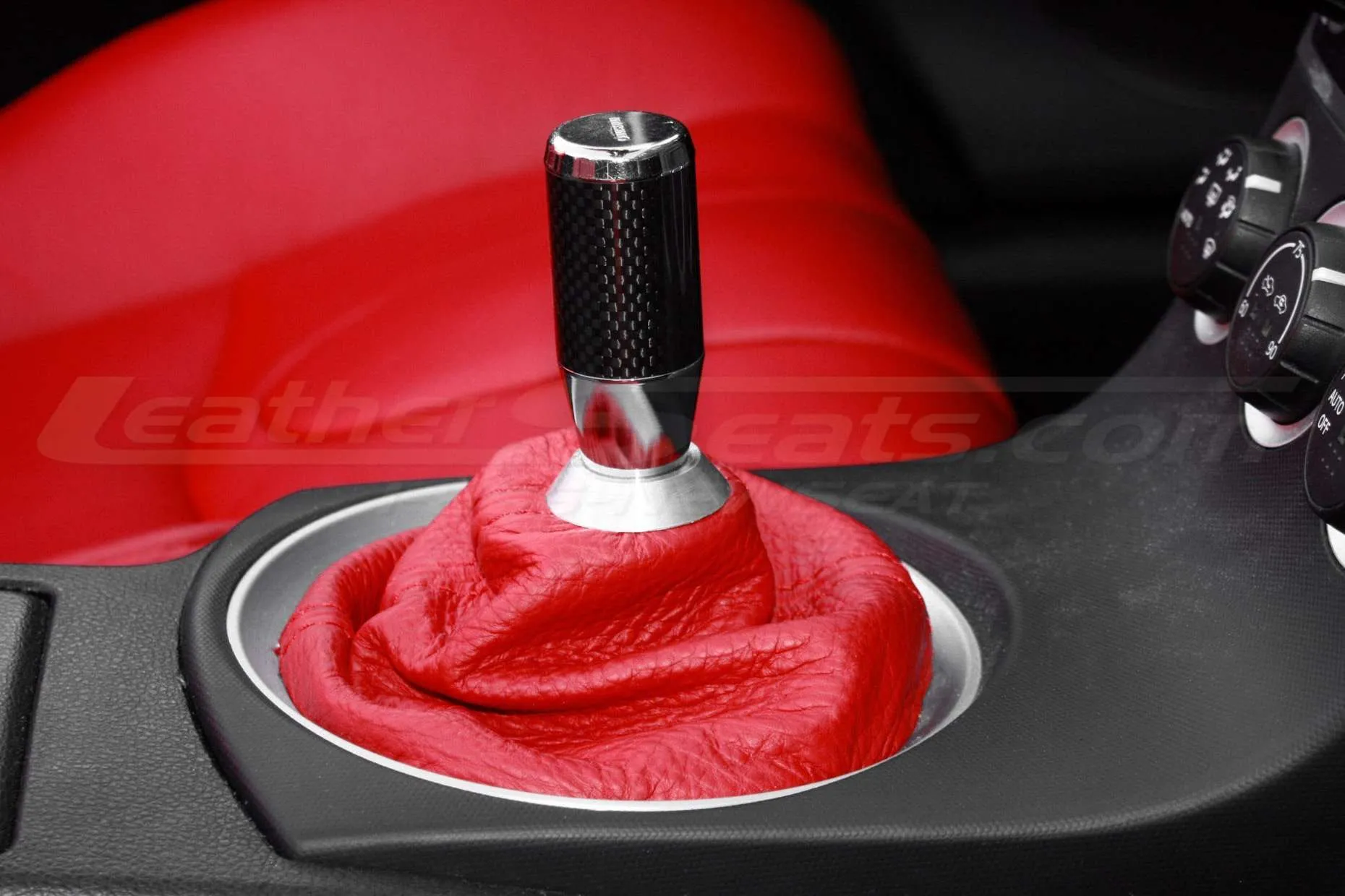 Red leather manual shift boot for Nissan 350z