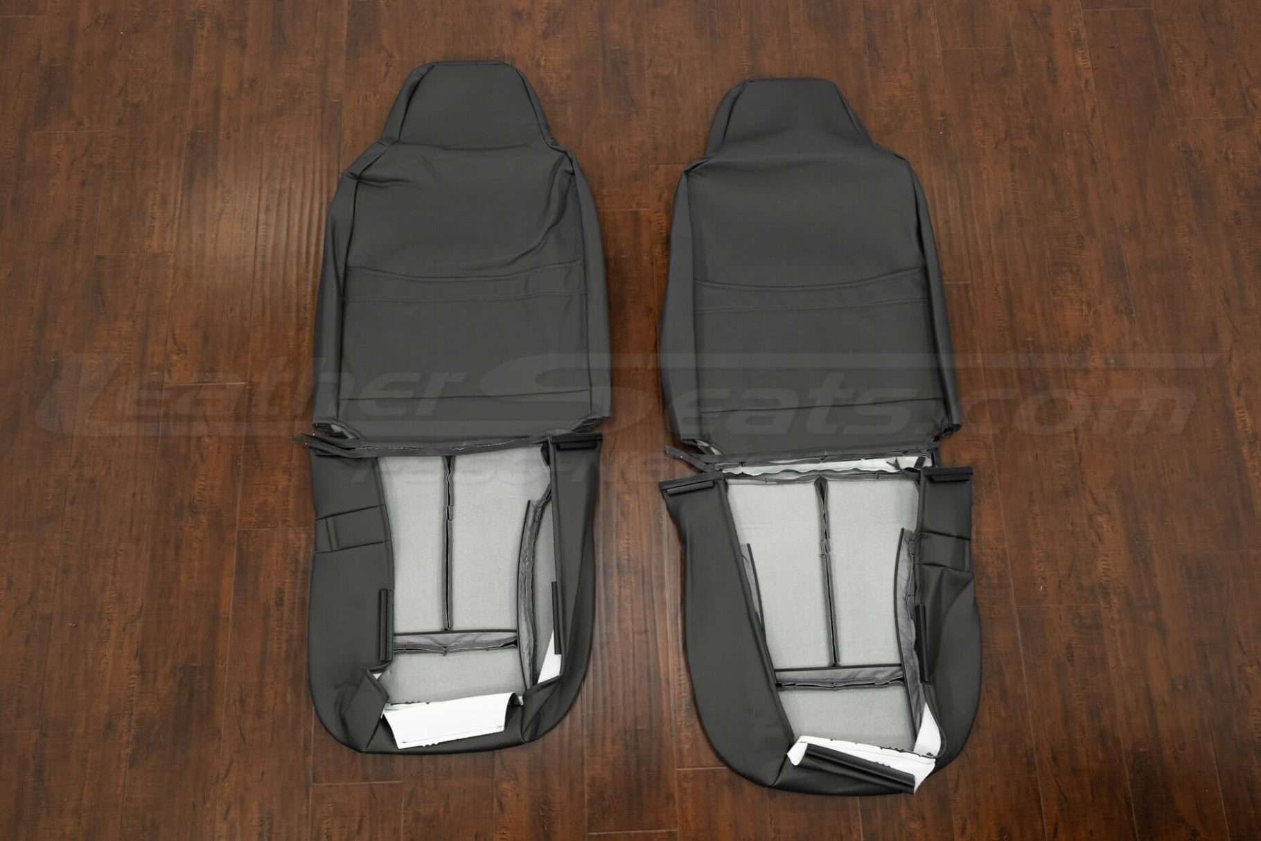 GMC Canyon front seat upholstery - flipped