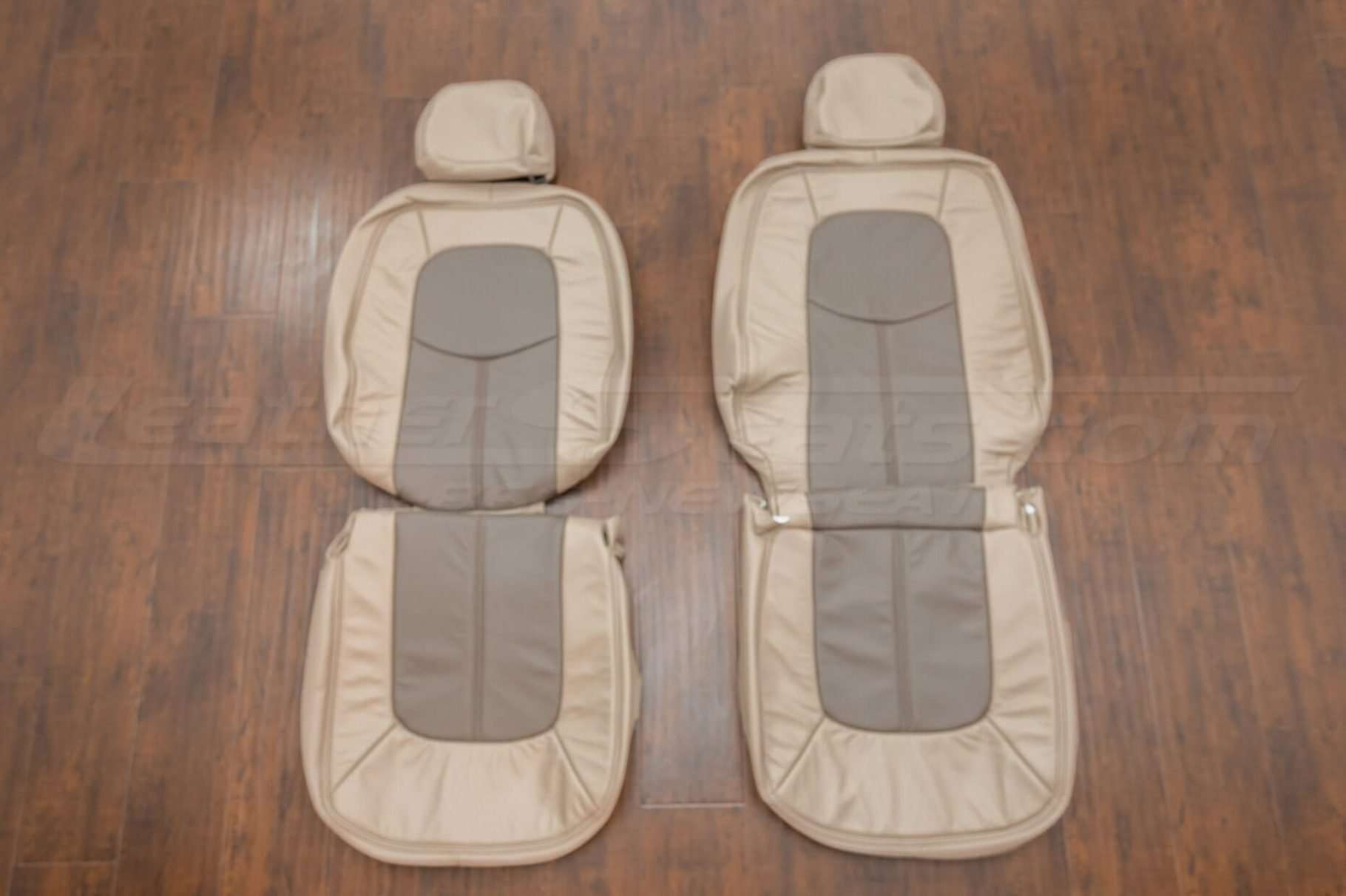 Chevy HHR Two-tone leather upholstery kit - front seats