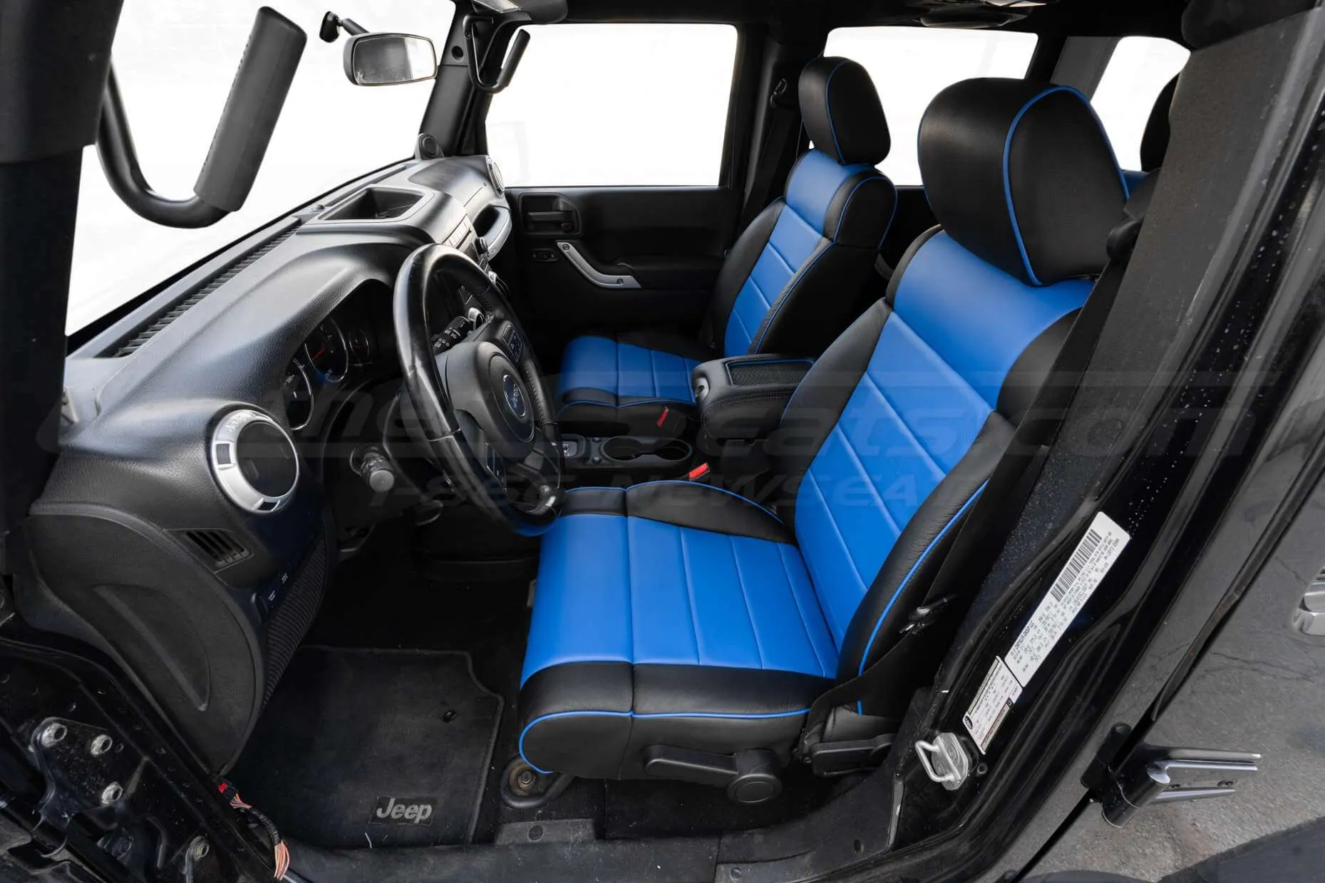 2013-2018 Jeep Wrangler JK Leather Seat Interior Kit - Black with Cobalt Body - Front driver seat