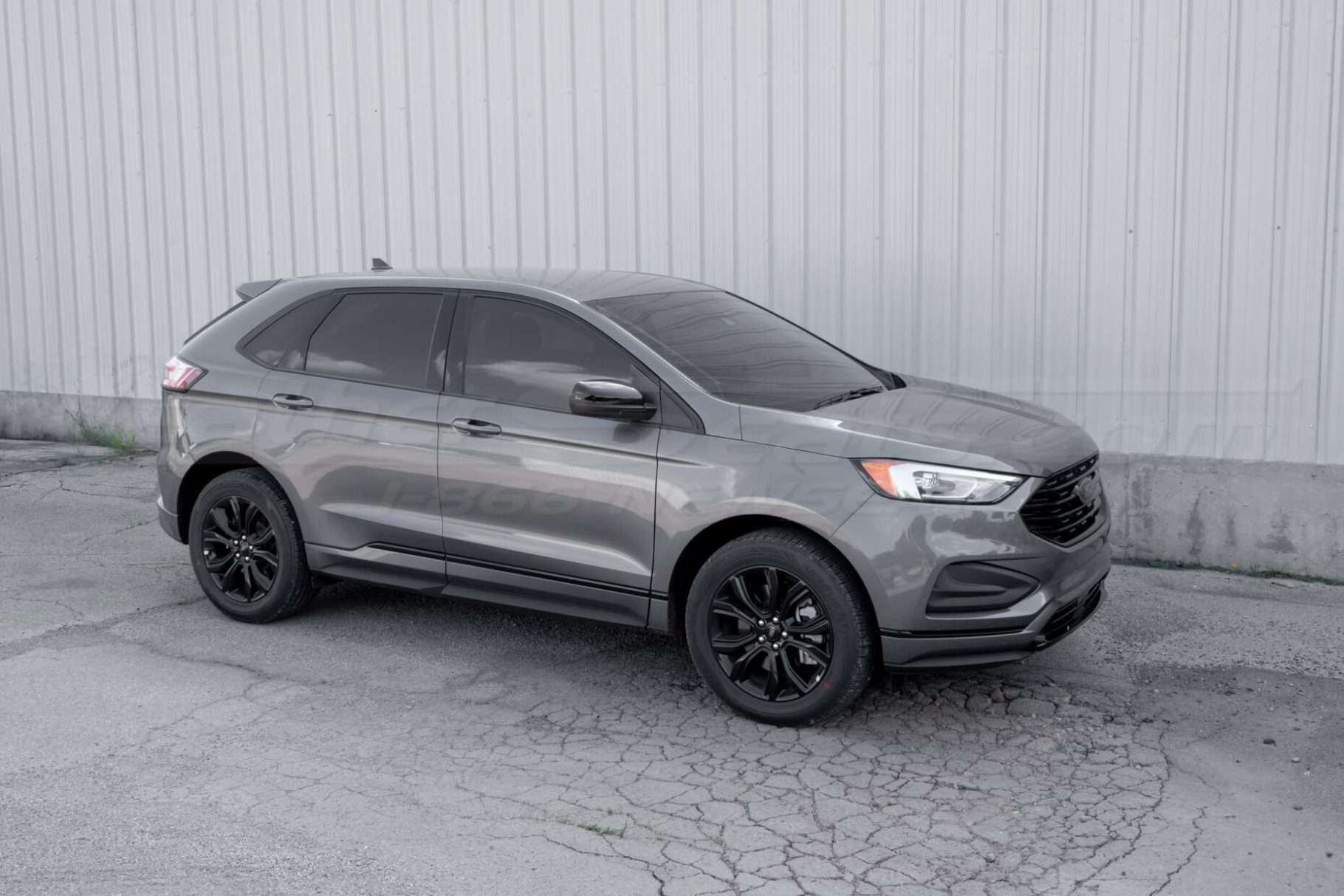 2015-2024 Ford Edge Silver Exterior