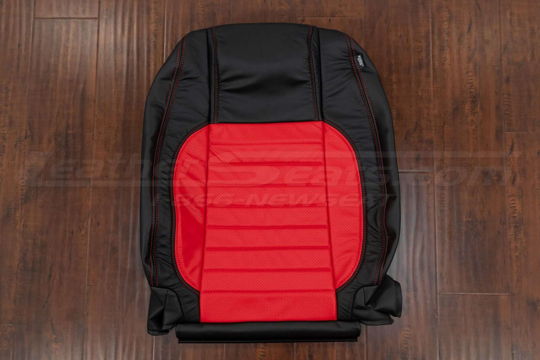 Ford Mustang Two-Tone Front backrest uohosltery with perforated inserts