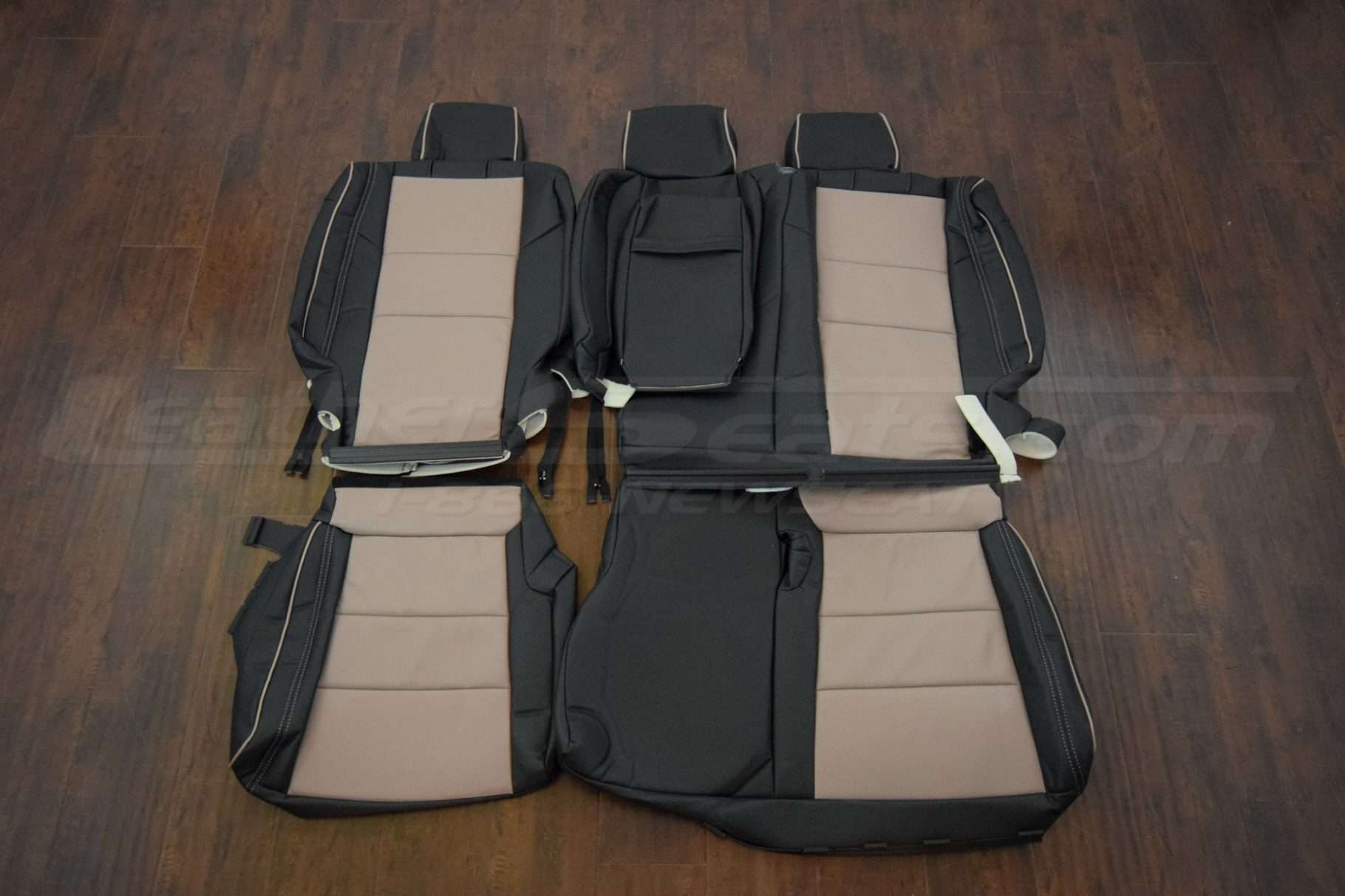 Jeep Grand Cherokee LEather Seat Upholstery Kit - Black/Adobe - Rear seat upholstery with Armrest
