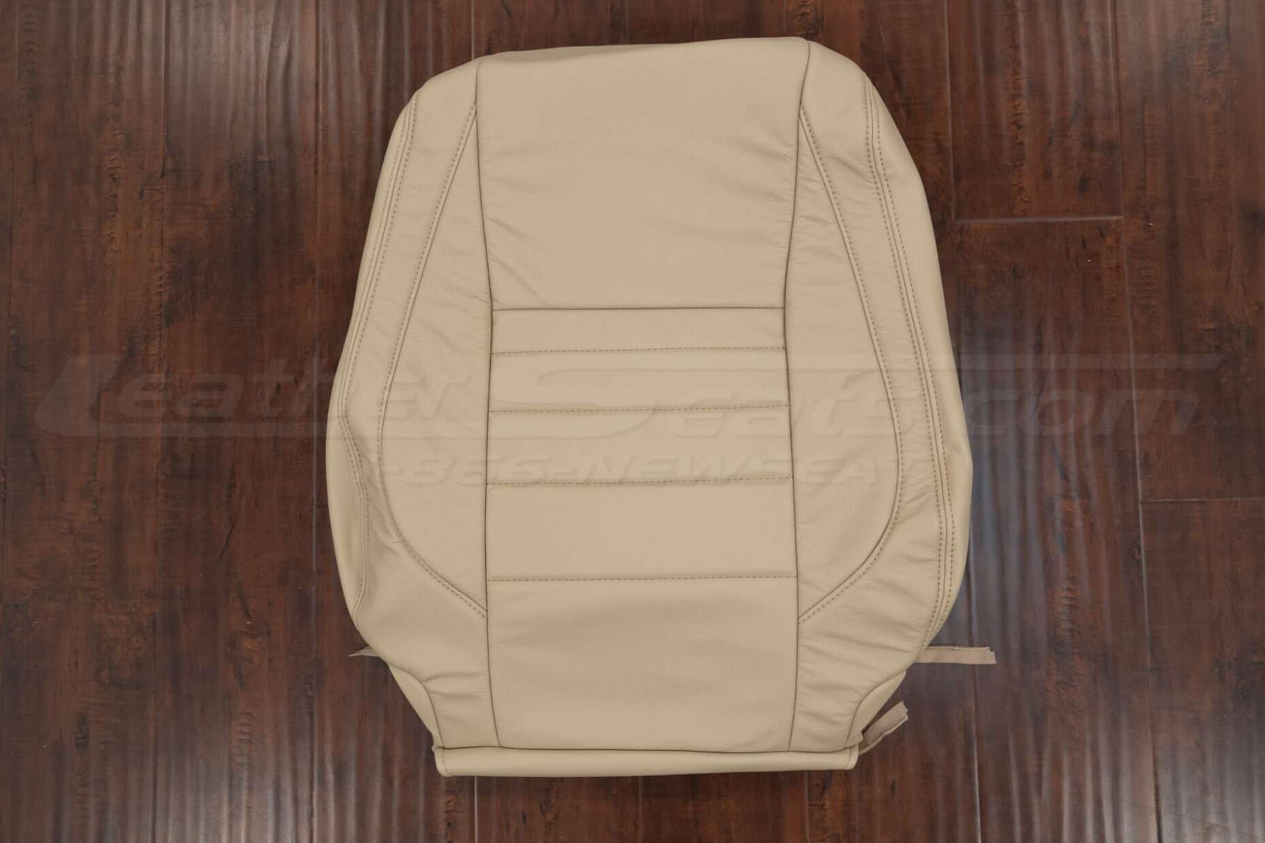 Toyota Camry leather backrest upholstery in Parchment