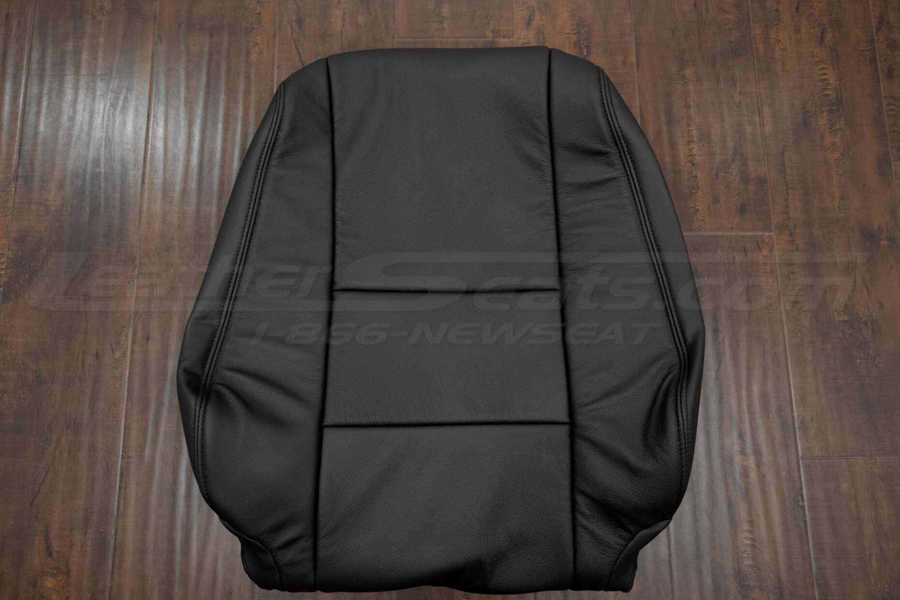 Front backrest upholstery in Black