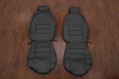 【KOOLOSET】[Fur Lining] Crack Leather Mustang 99-04 Ford Mustang GT -Complete Driver Side Perforated