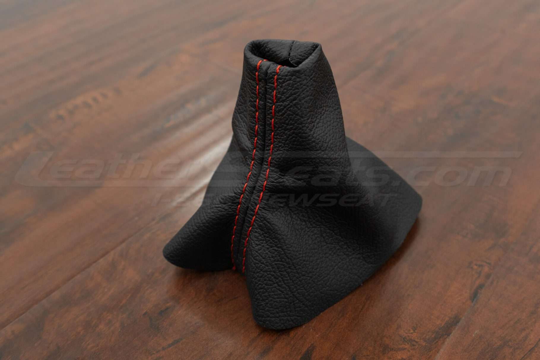 Ford Mustang GT Manual shif boot leather upholstery