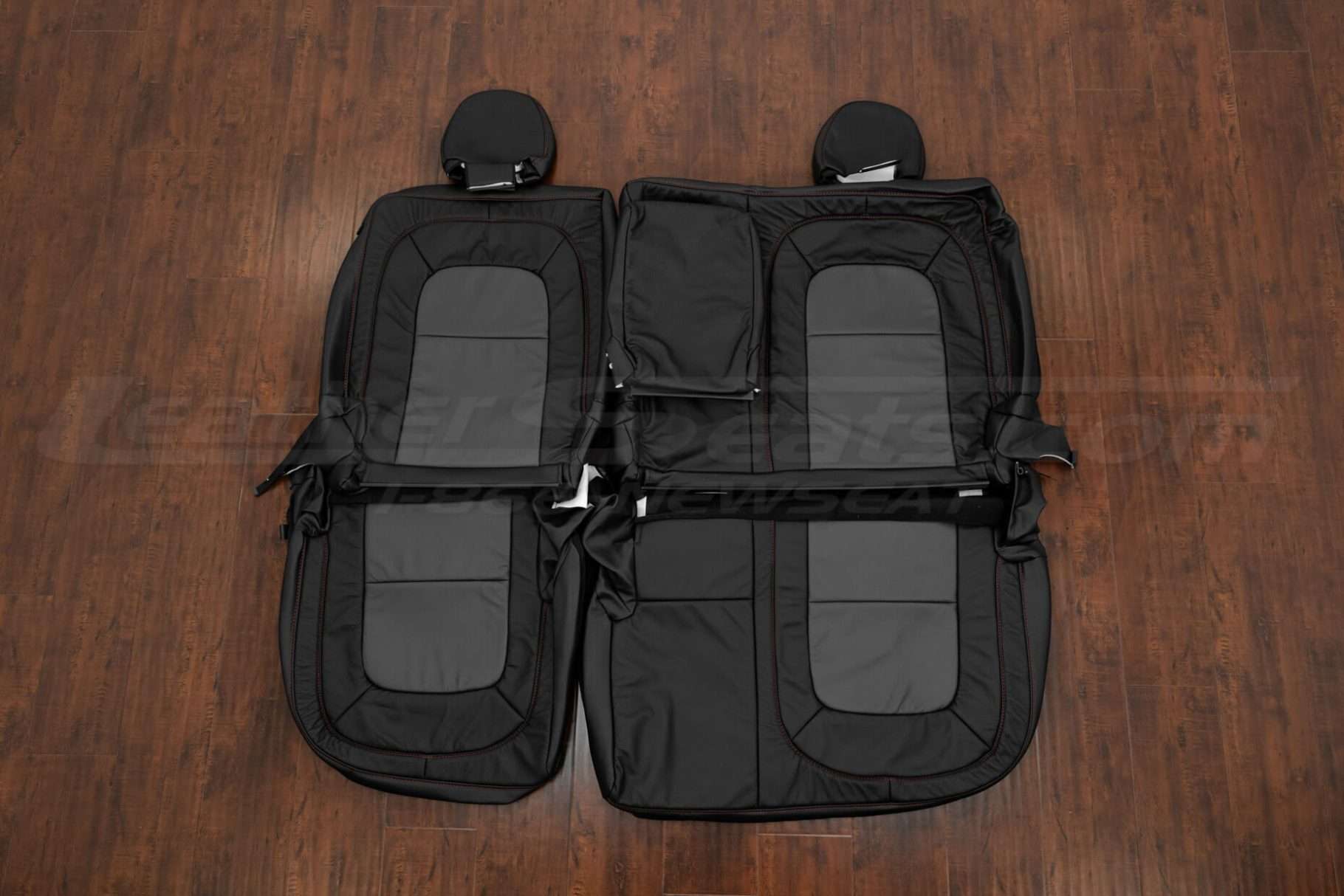 Rear seat upholstery in Black and Graphite for Chevrolet Colorado
