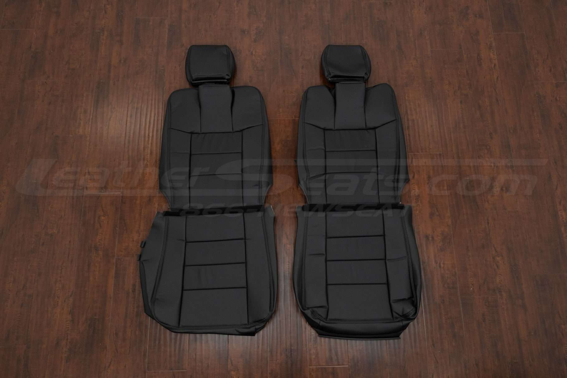 2011-2016 Chrysler Town & Country minivan middle row upholstery kit - Black