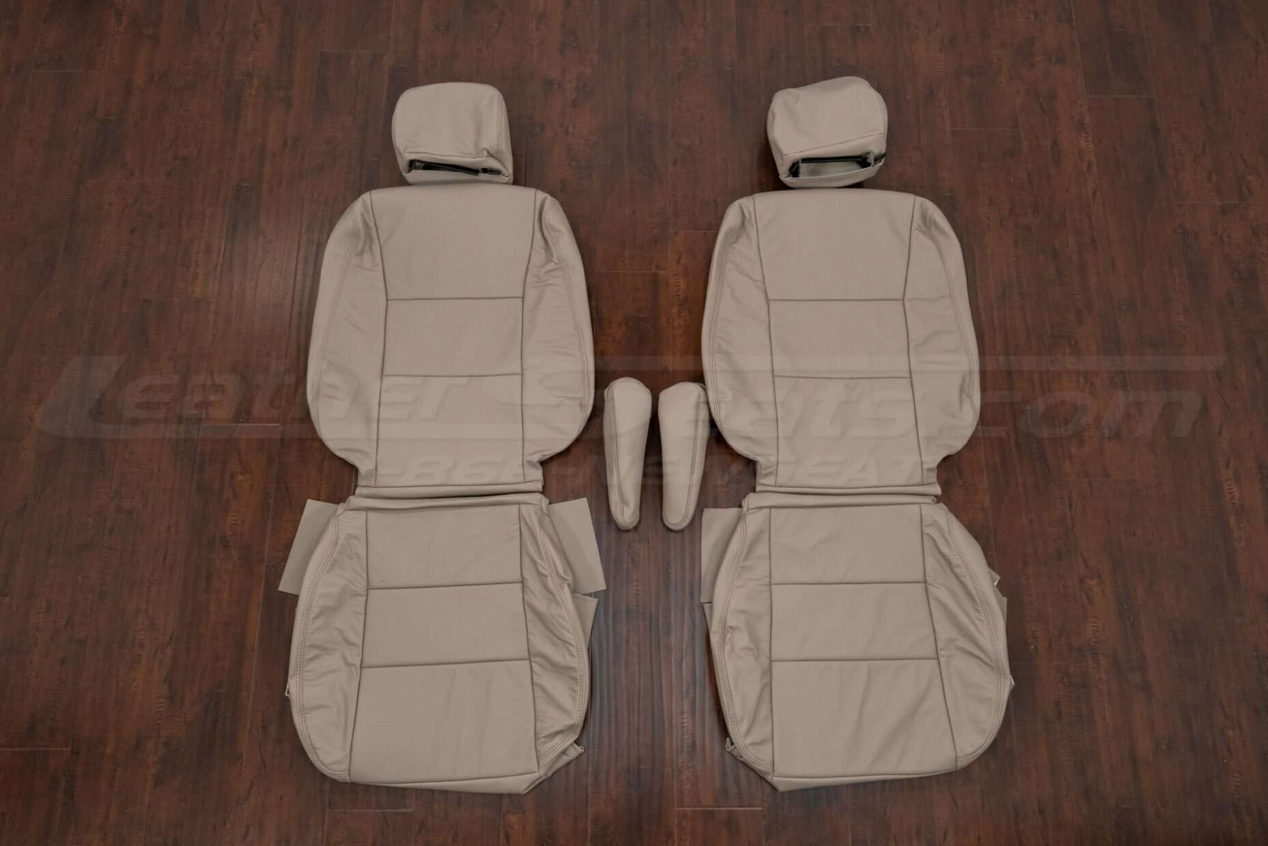 1998-2004 Toyota Landcruiser leather seat interior kit - Ivory - Front row interior