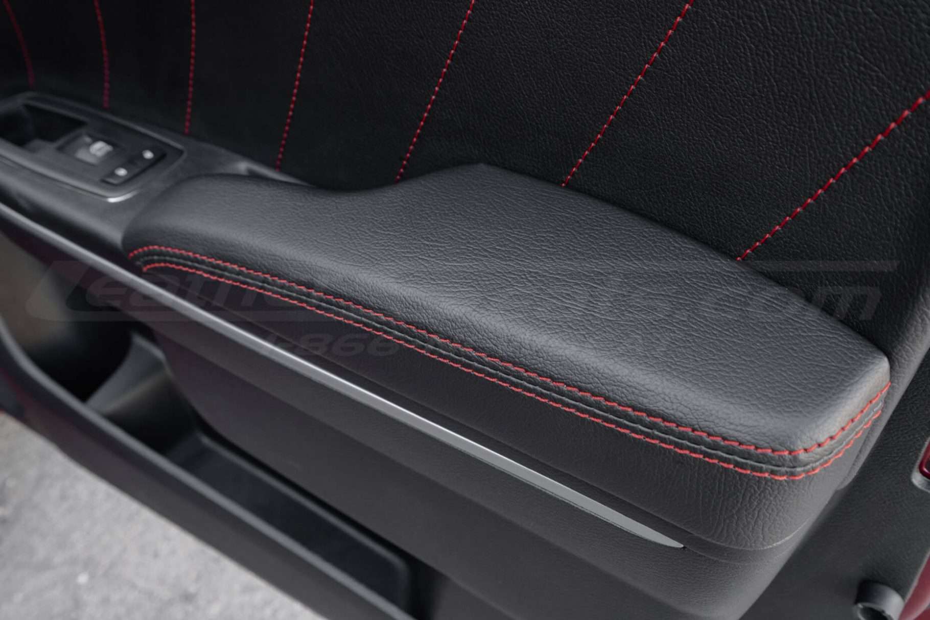 Dodge Charger with insalled leather door armrest upholstery