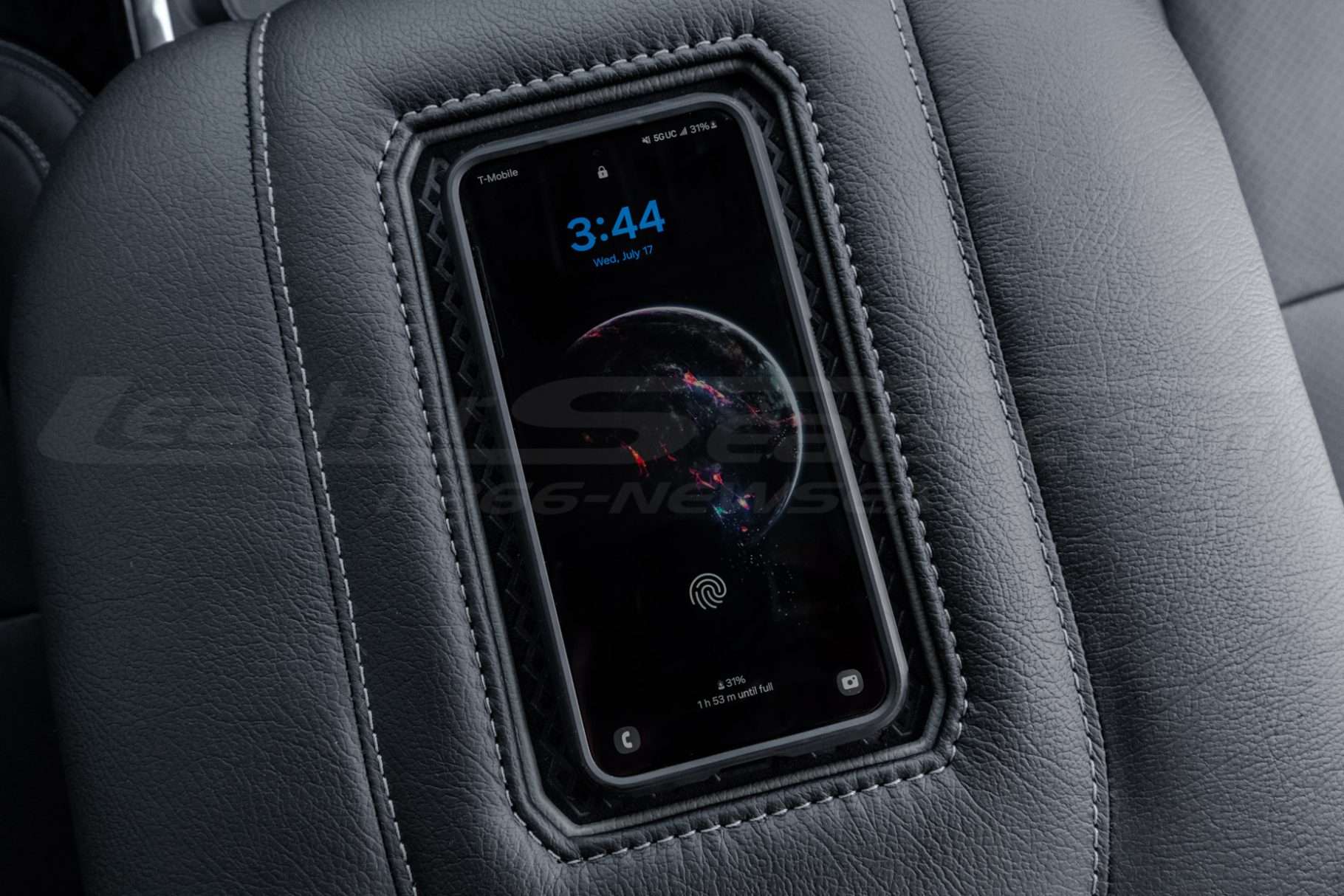 Phone Charging Center Console with Android/Samsung phone charging