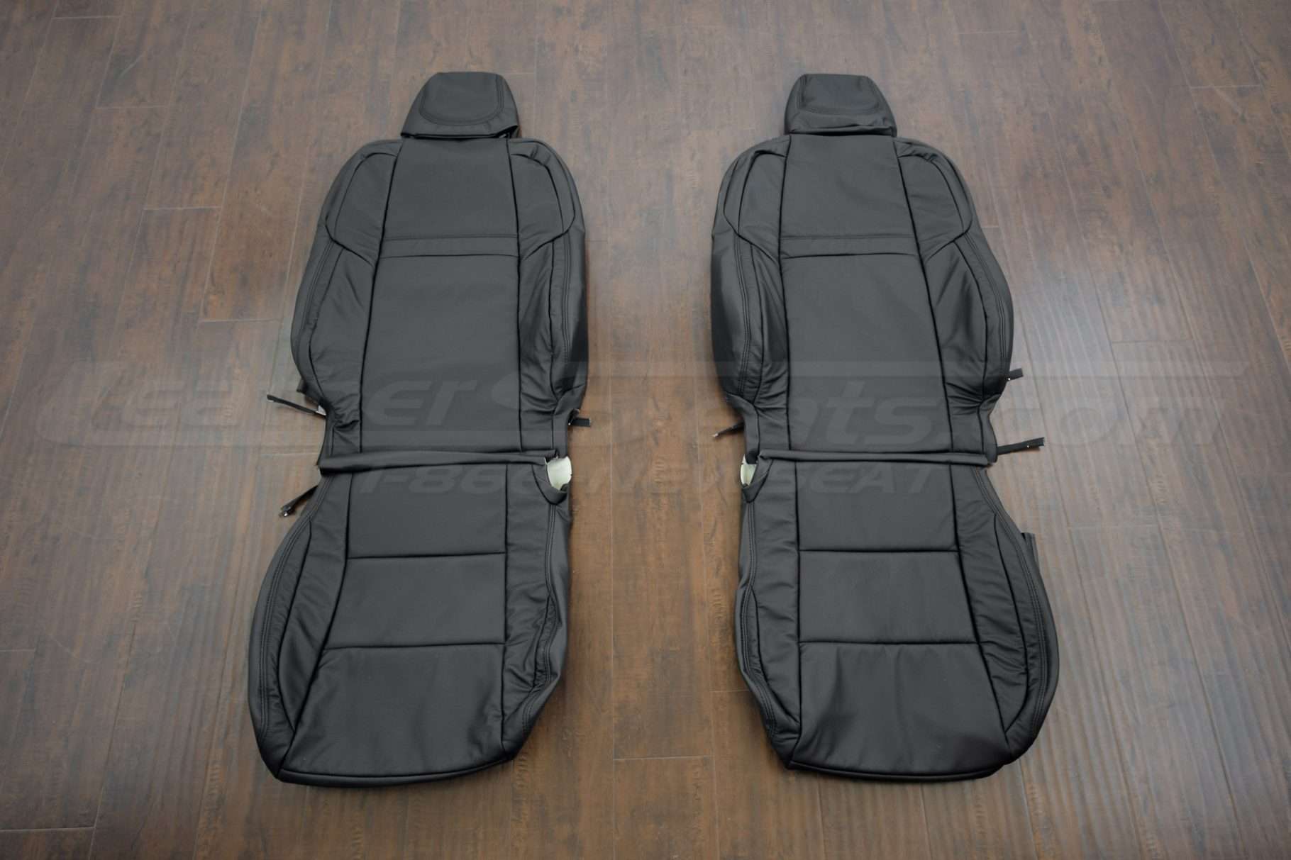 2012-2014 Toyota Camry SE leather seat interior kit - Black - Front seat upholstery