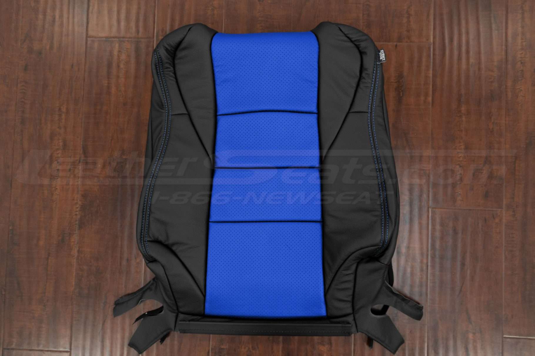 2003-2008 Nissan 350Z black and cobalt backrest upholstery with perforated body