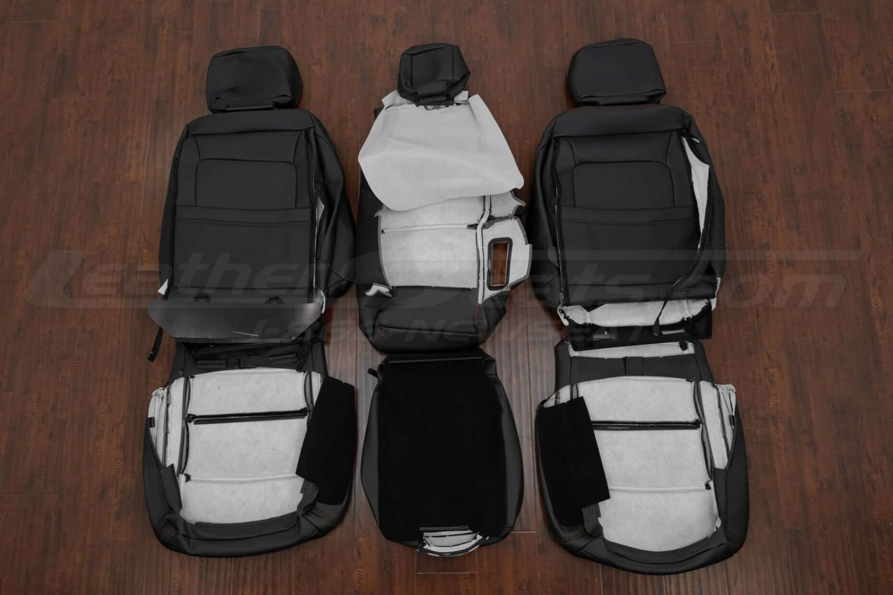 Front seat 40/20/40 leather sear upholstery flipped