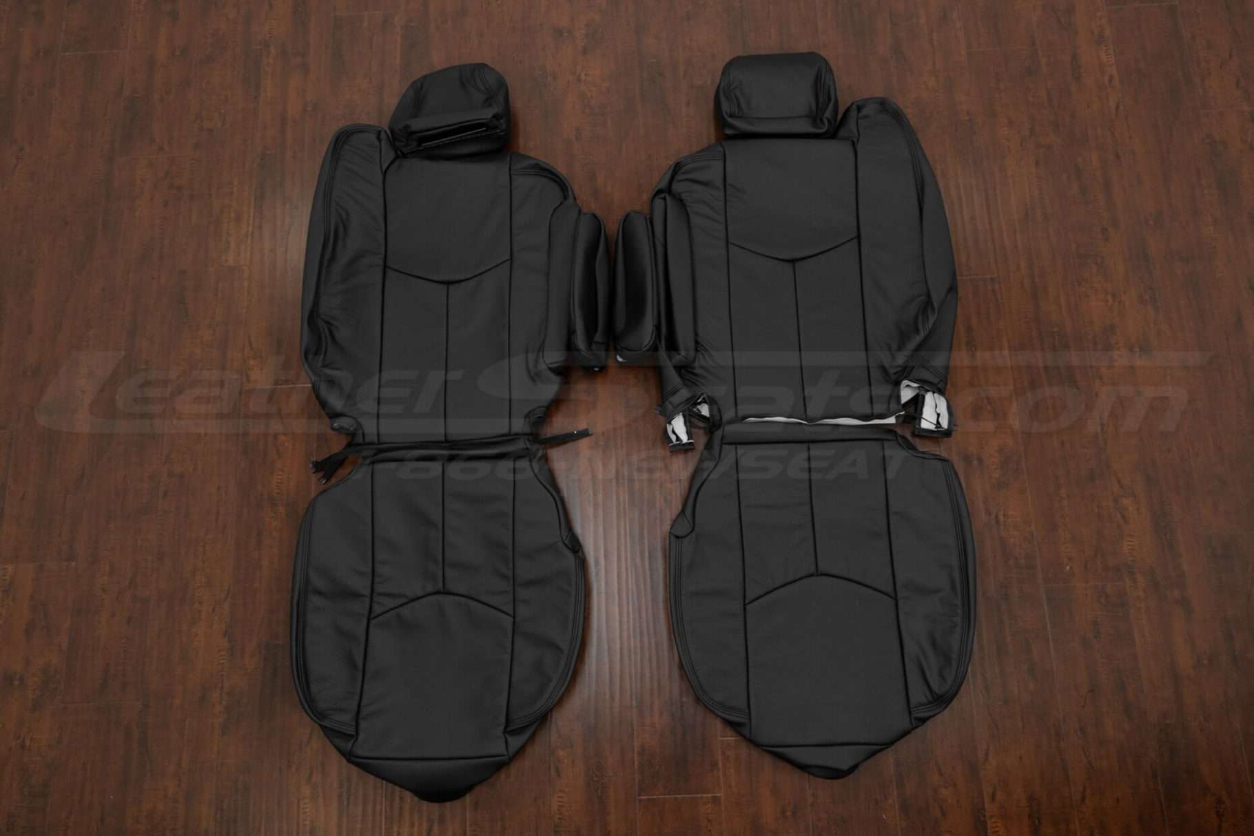 2003-2006 Chevrolet Tahoe aftermarket leather seat upholstery kit - Black - Front seat upholstery with armrests