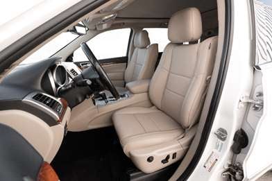2011-2022 Jeep Grand Cherokee leather seat interior kit - Featured Image