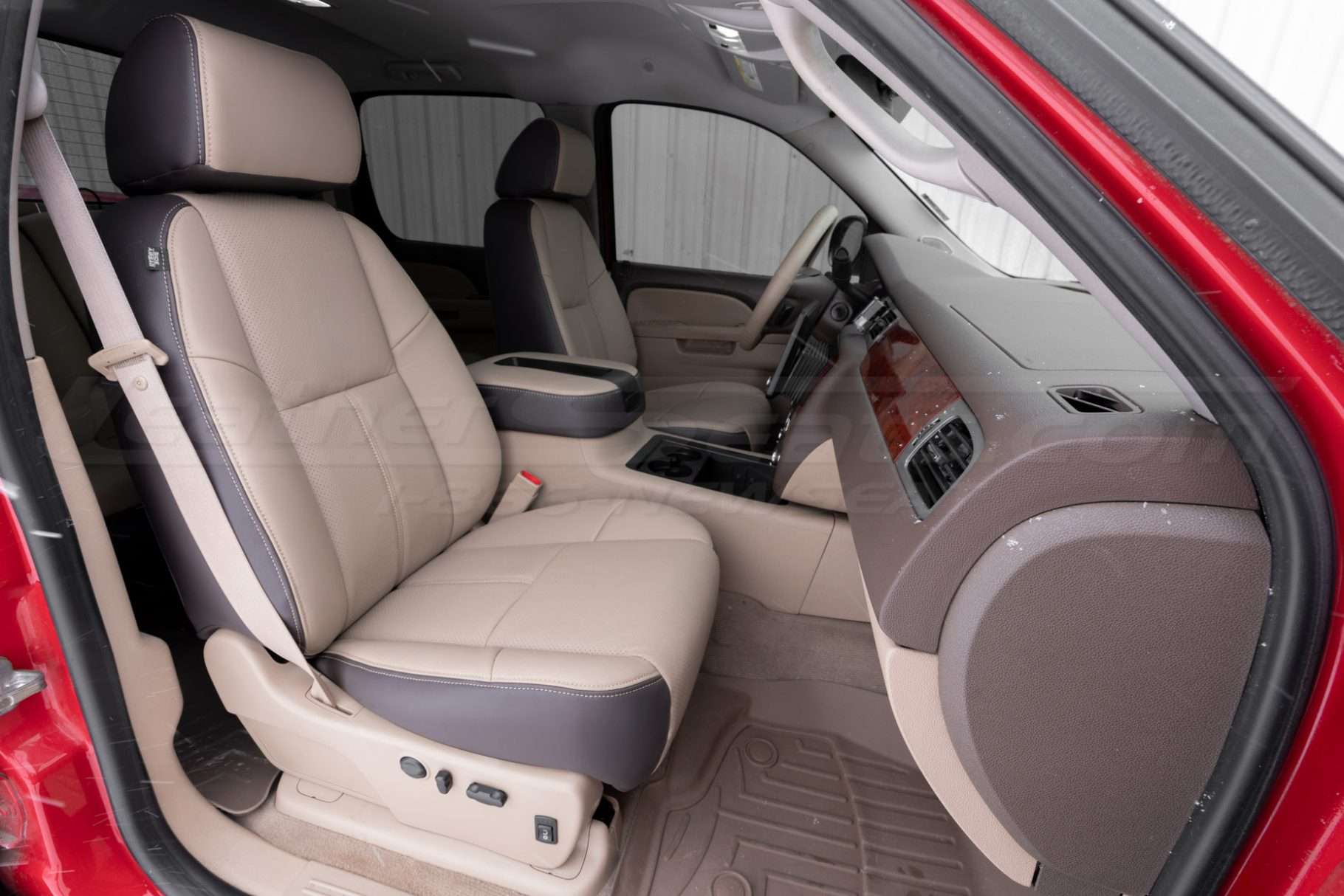 2007-2011 Chevrolet Silverado with installed leather seats in Java with Sandstone facings
