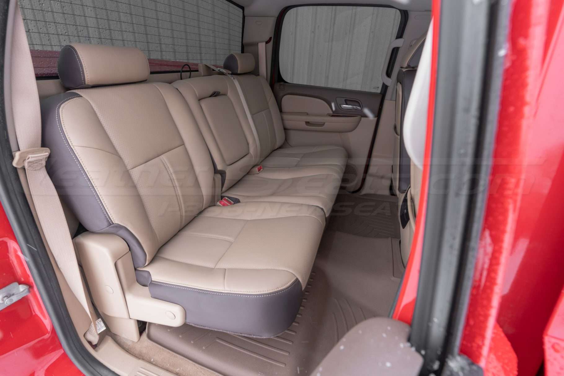 Aftermarket chevy silverado leather seat covers isntalled - Rears seats passenger side