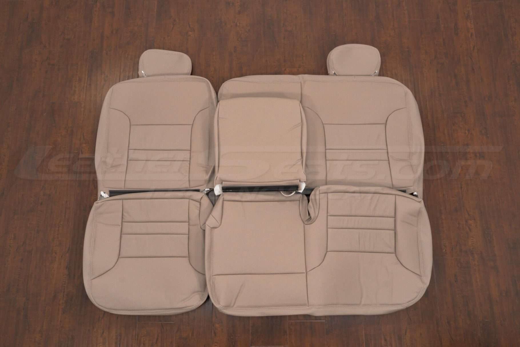 2000-2001 Ford Excursion Limited leather seat interior kit - Adobe - Middle row upholstery with armrest