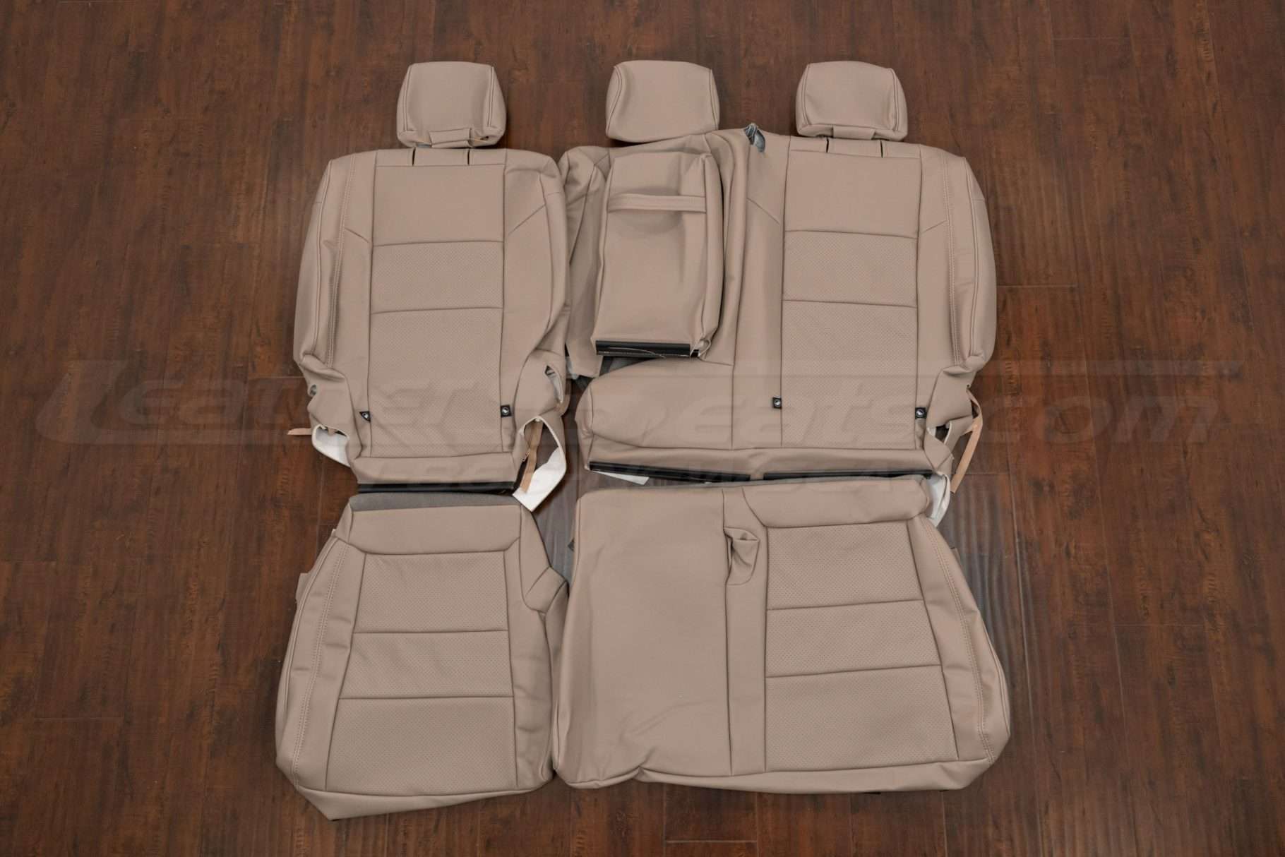 2011-2022 Jeep Grand Cherokee Aftermarket leather sat interior kit - Adobe - rear seat upholstery w/ armrest