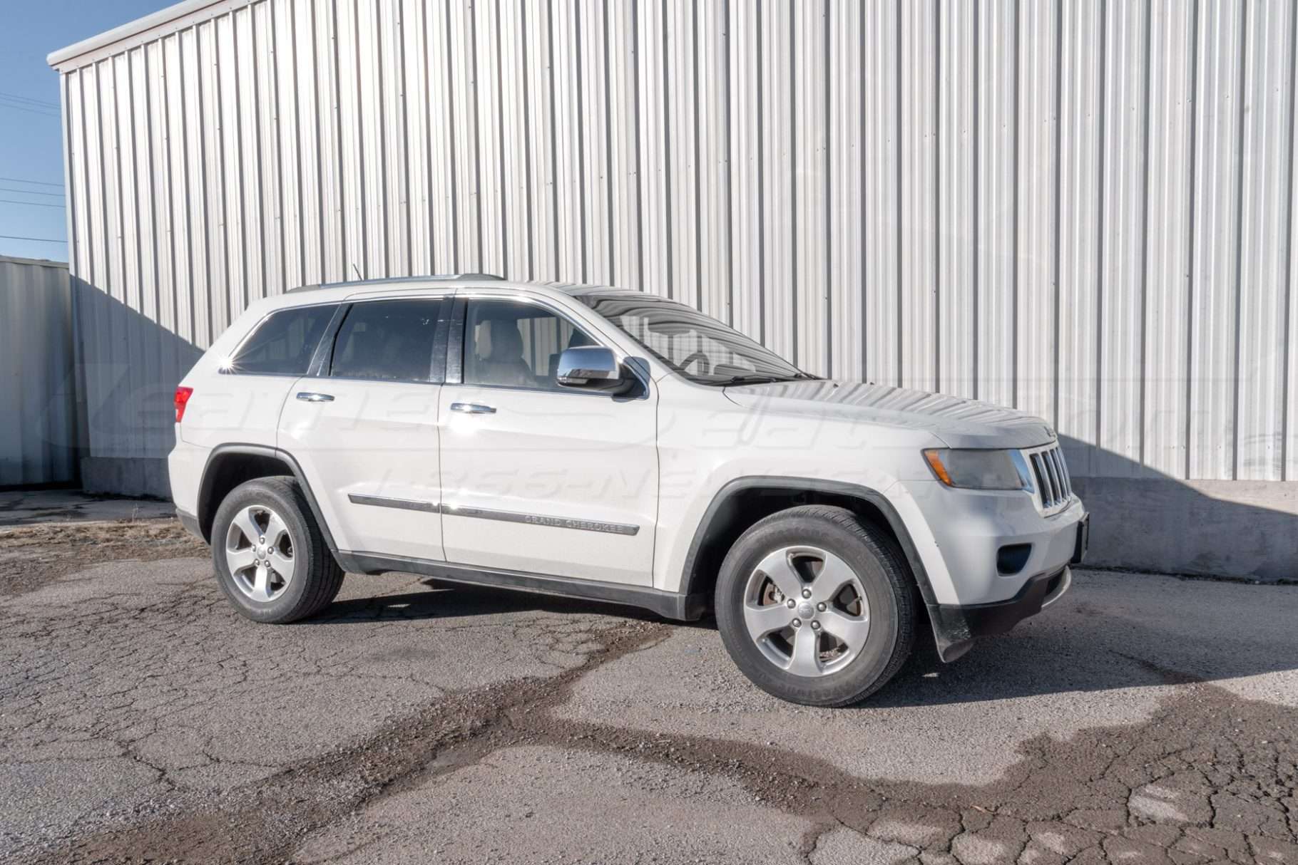 2011 Jeep Grand Cherokee with White exterior