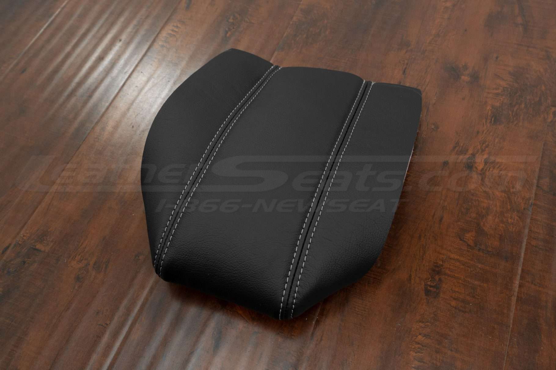 1991-1995 Acura Legend aftermarket leather console lid cover in black with contrast frost stitching