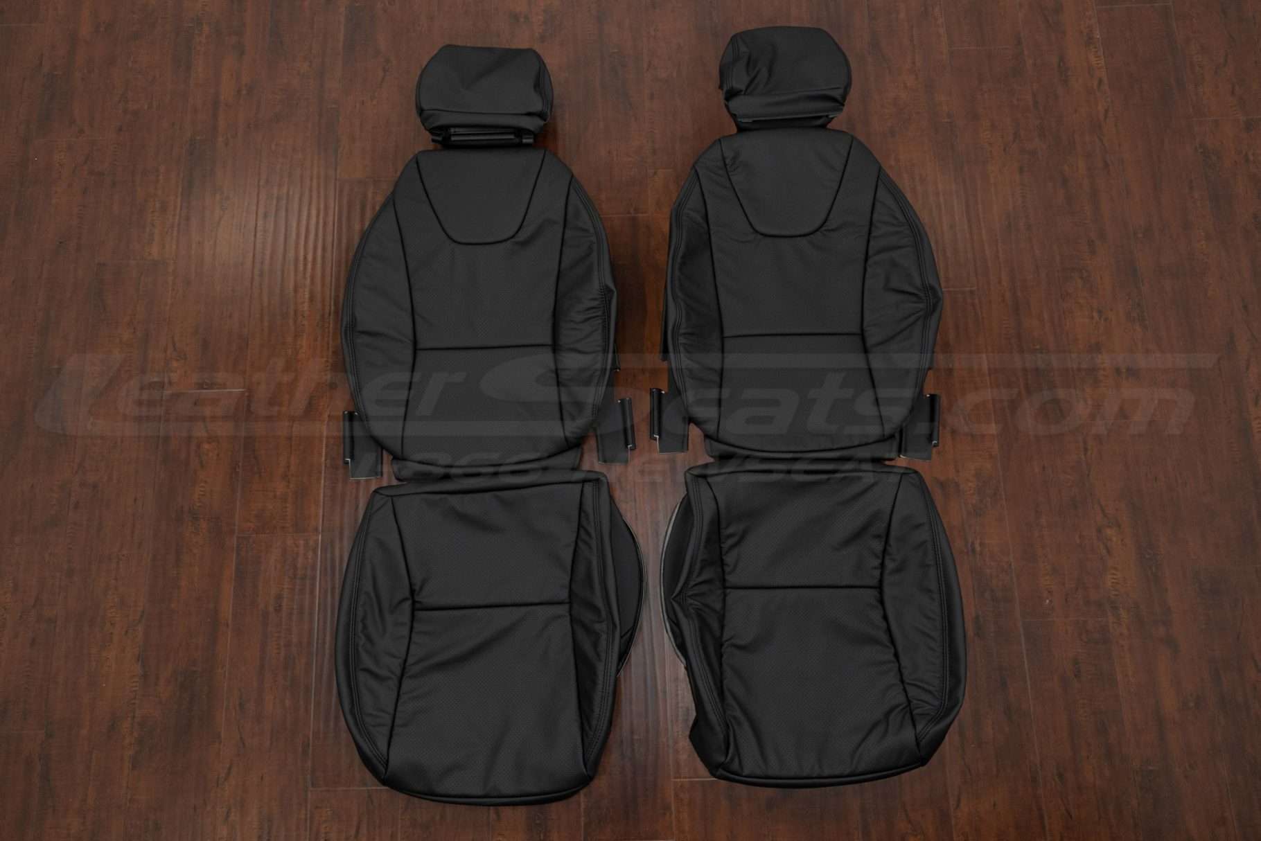 Aftermarket leather seat covers in black for 2008-2009 Pontiac G6 Convertible