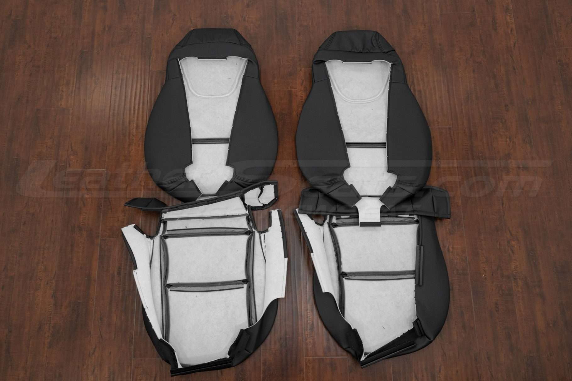 Rear seat Pontiac G6 upholstery flipped