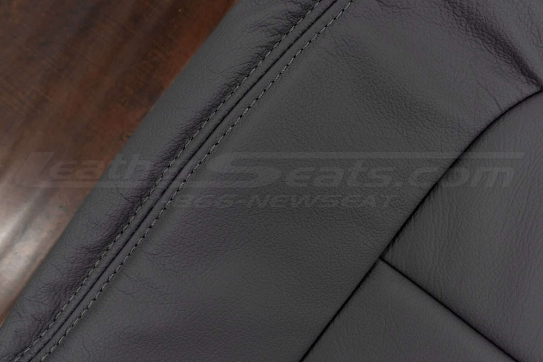 Matching Lapis double-stitching on Lapis leather