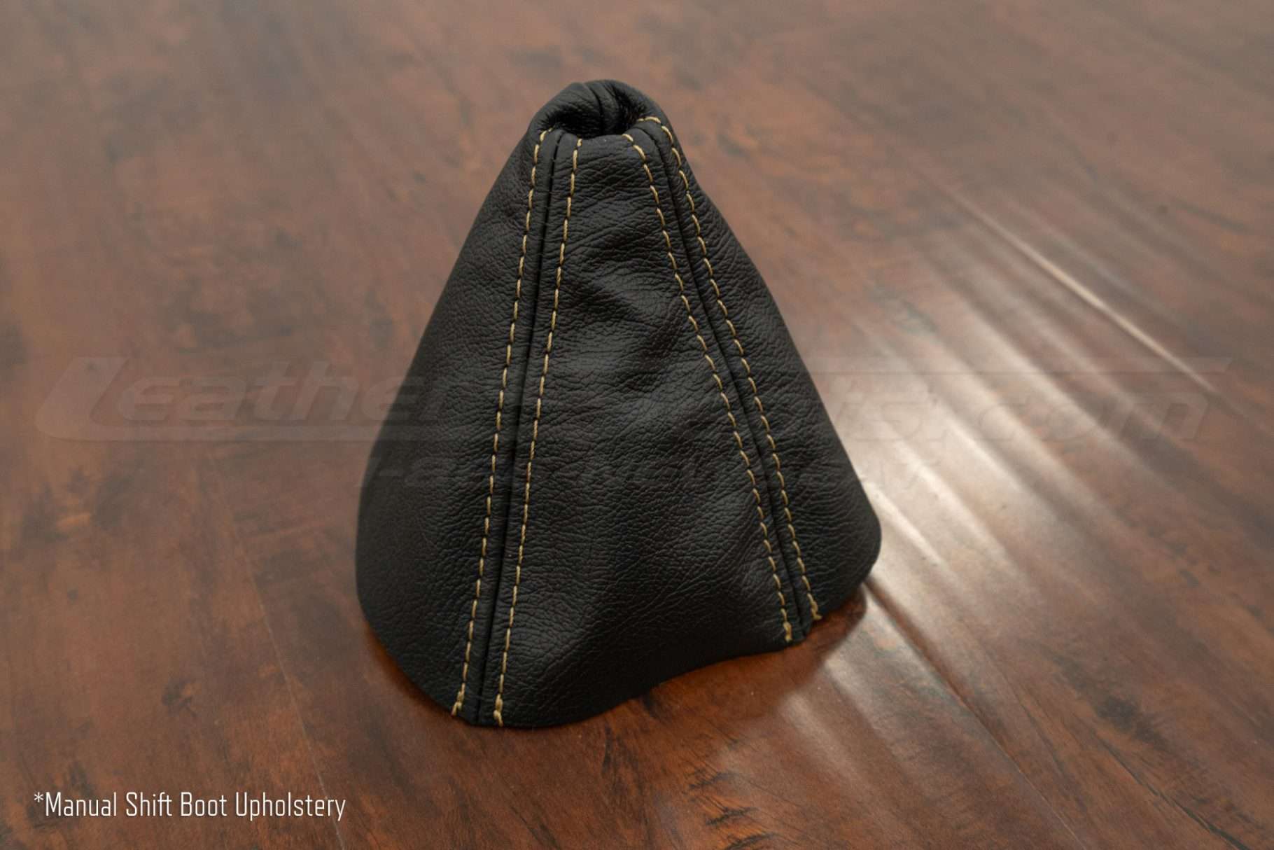 Side view of standing manual shifter upholstery for bmw z3