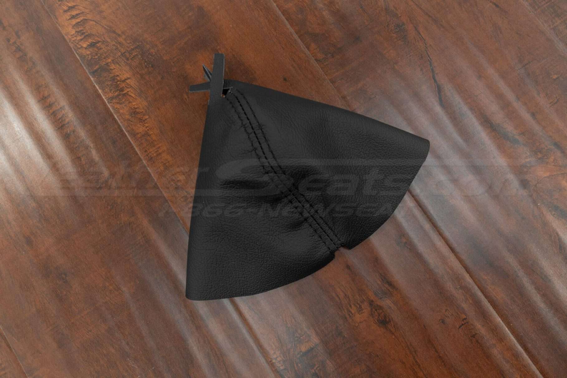 Black leather shift boot for nissan 350z