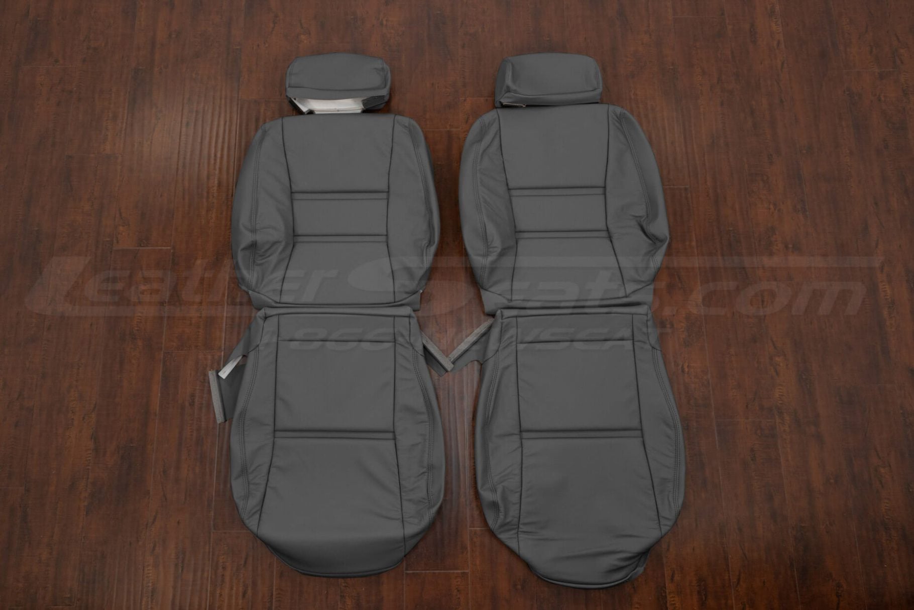 1994-1997 Toyota Landcruiser light grey aftermarket leather seat covers - front seats