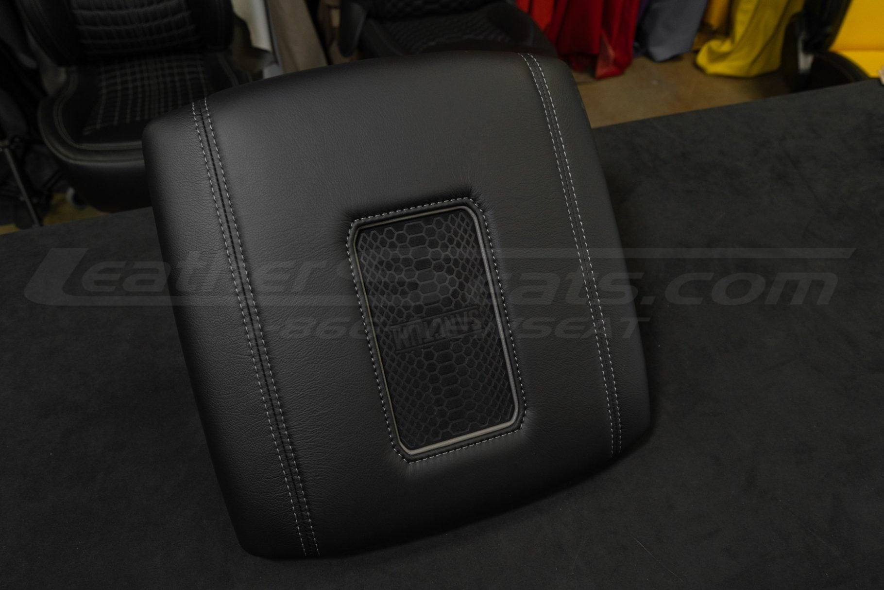 Sanctum Wireless Charging LEather Center Console Lid For Dodge Ram 1500/2500/3500
